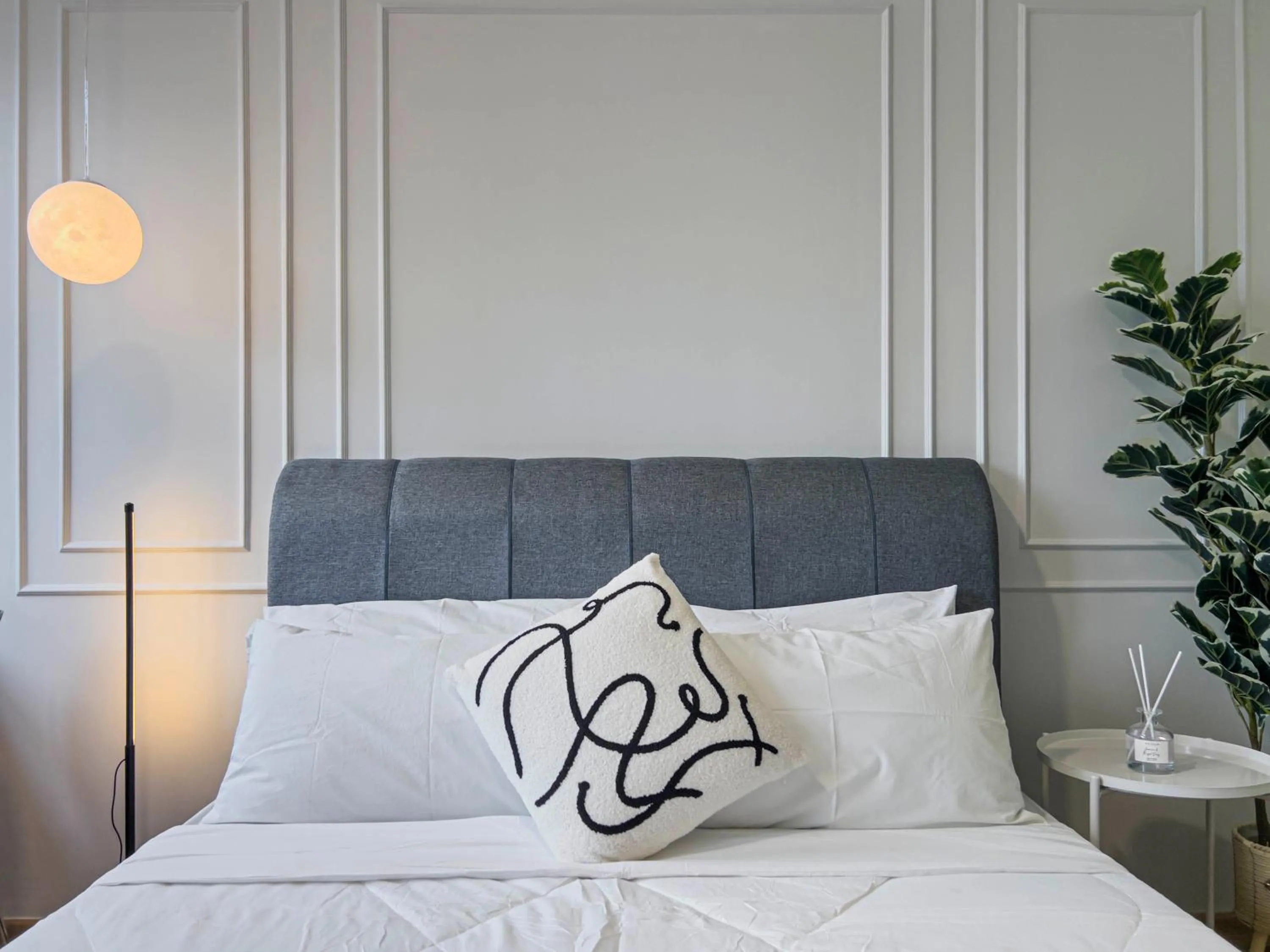 Bed in Sky Pool Suites KL Sentral - Riveria City