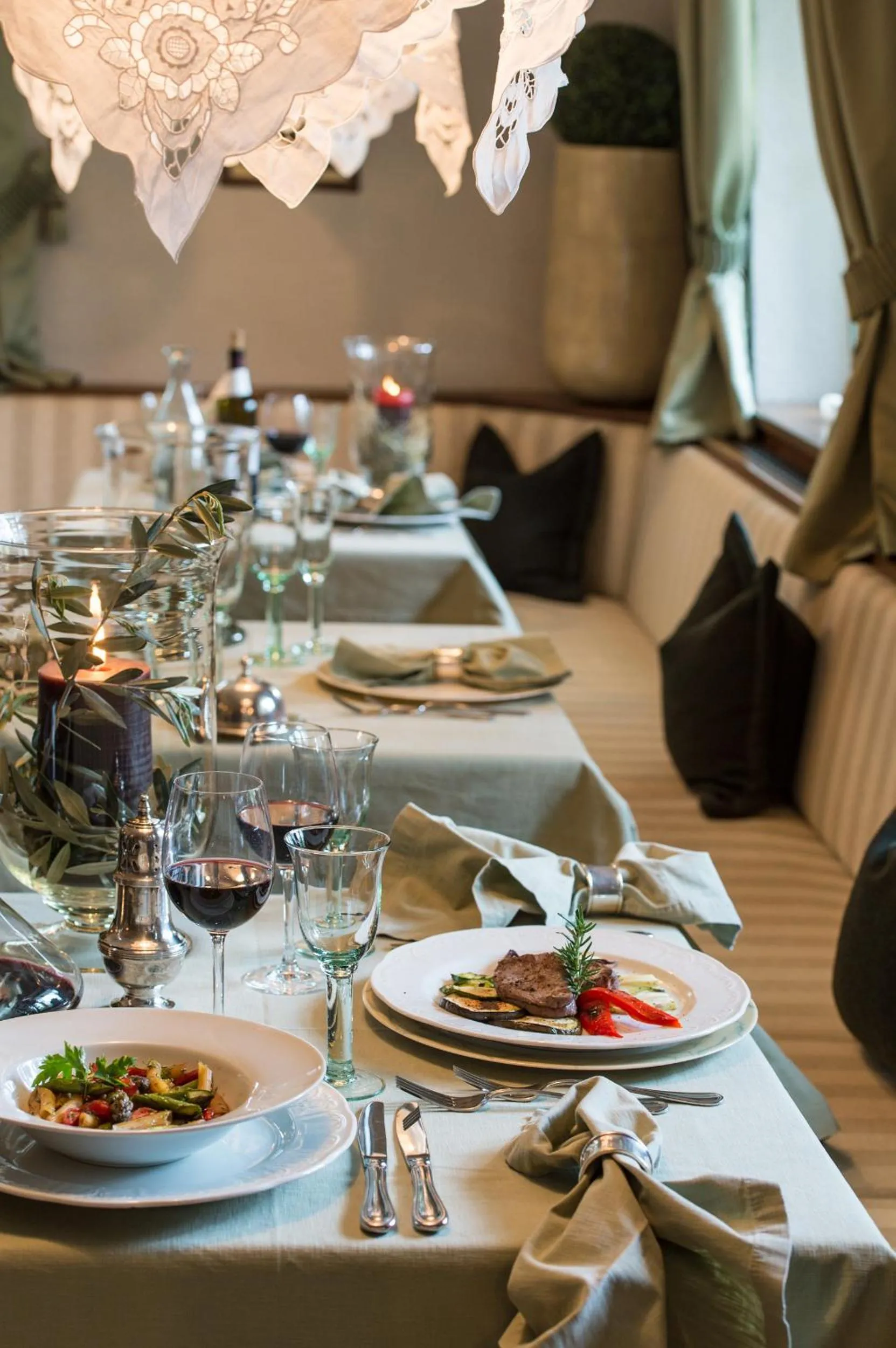 Restaurant/places to eat in Hotel Chalet Gravenstein