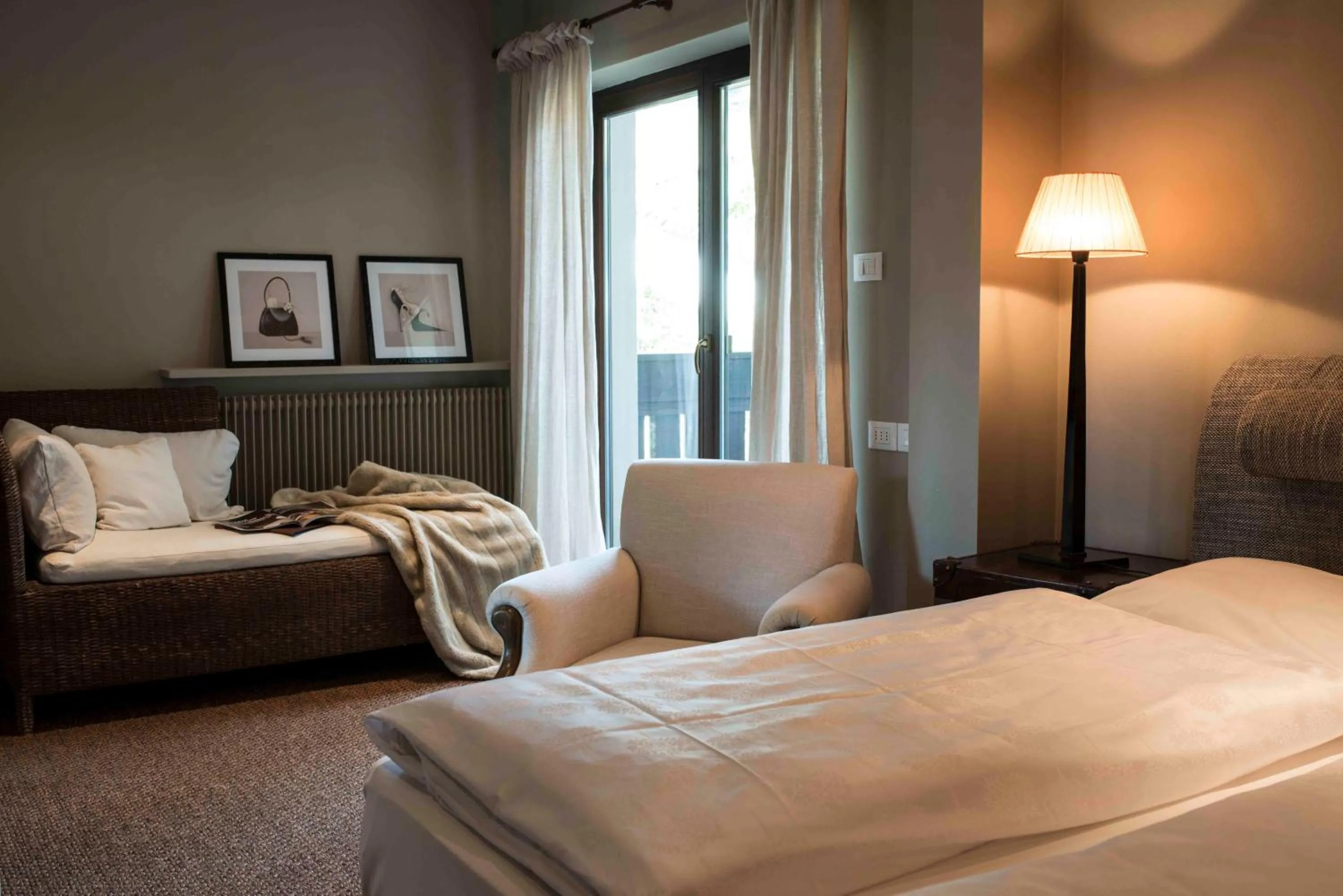 Bedroom, Bed in Hotel Chalet Gravenstein
