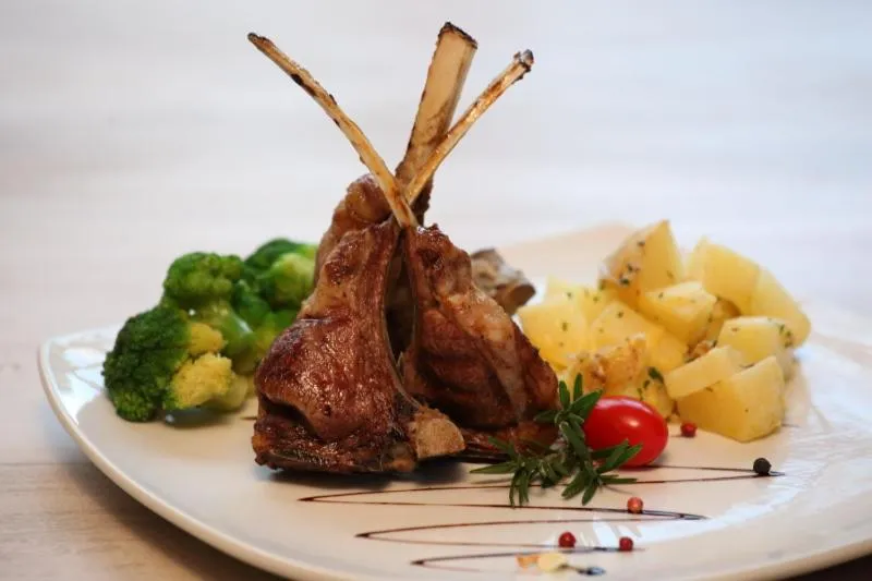 Restaurant/places to eat in Celtis Country Lodge & Restaurant