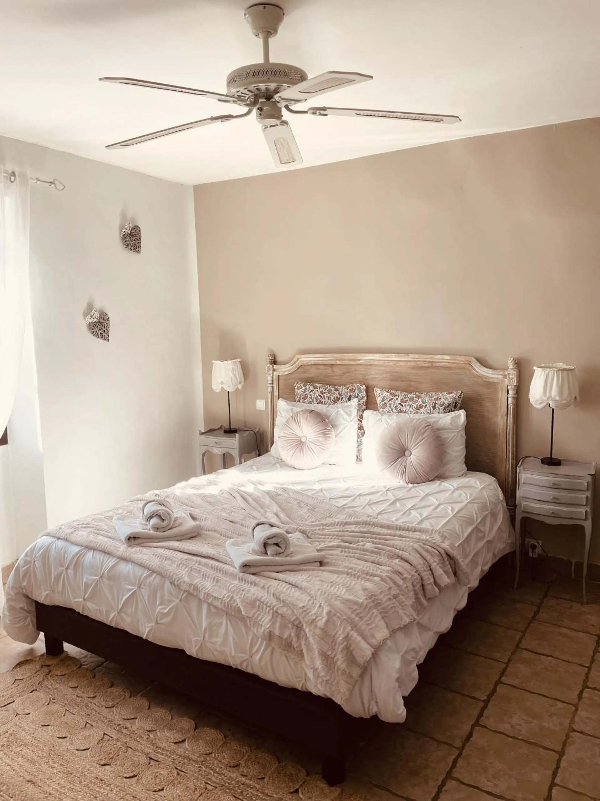 Deluxe Queen Room in B&B Temps Suspendu Provence