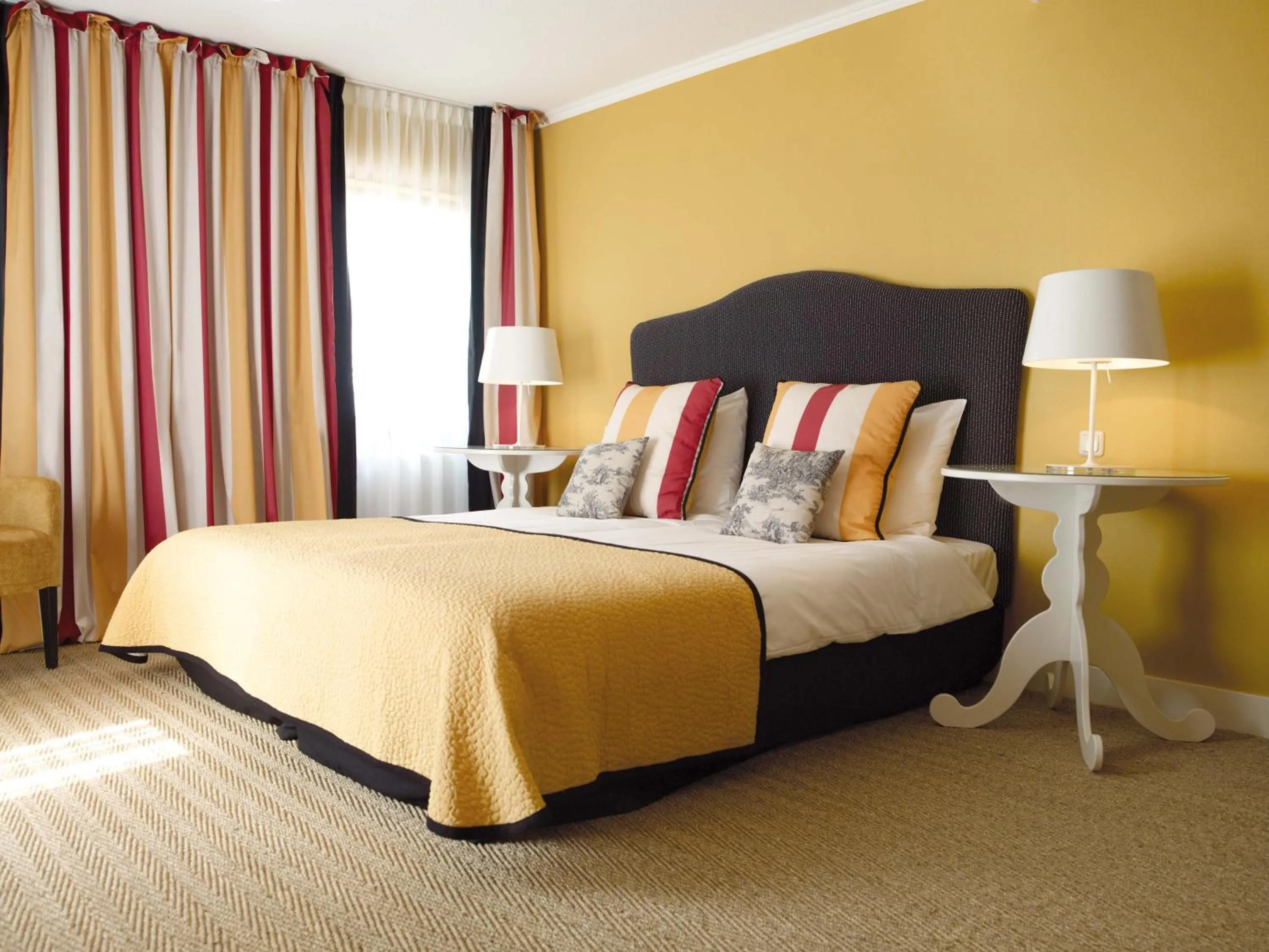 Bed in Saillant Hotel Gulpenerland - Auping Hotel Partner