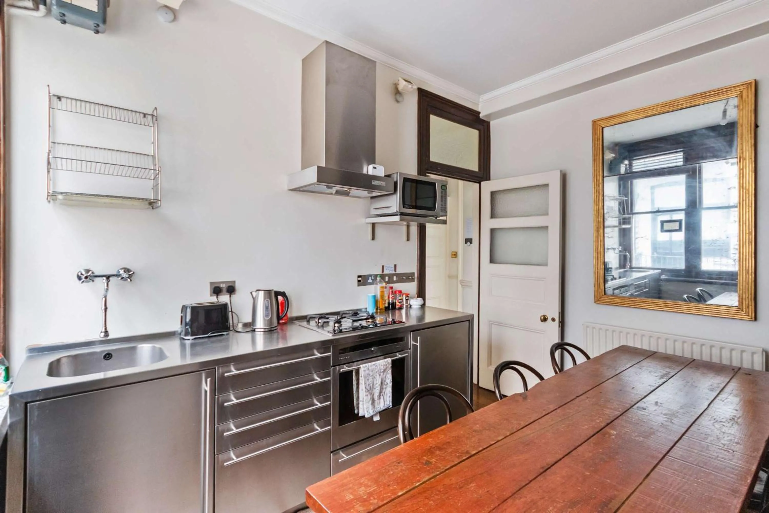 Spacious 1 bed Holborn Apartment