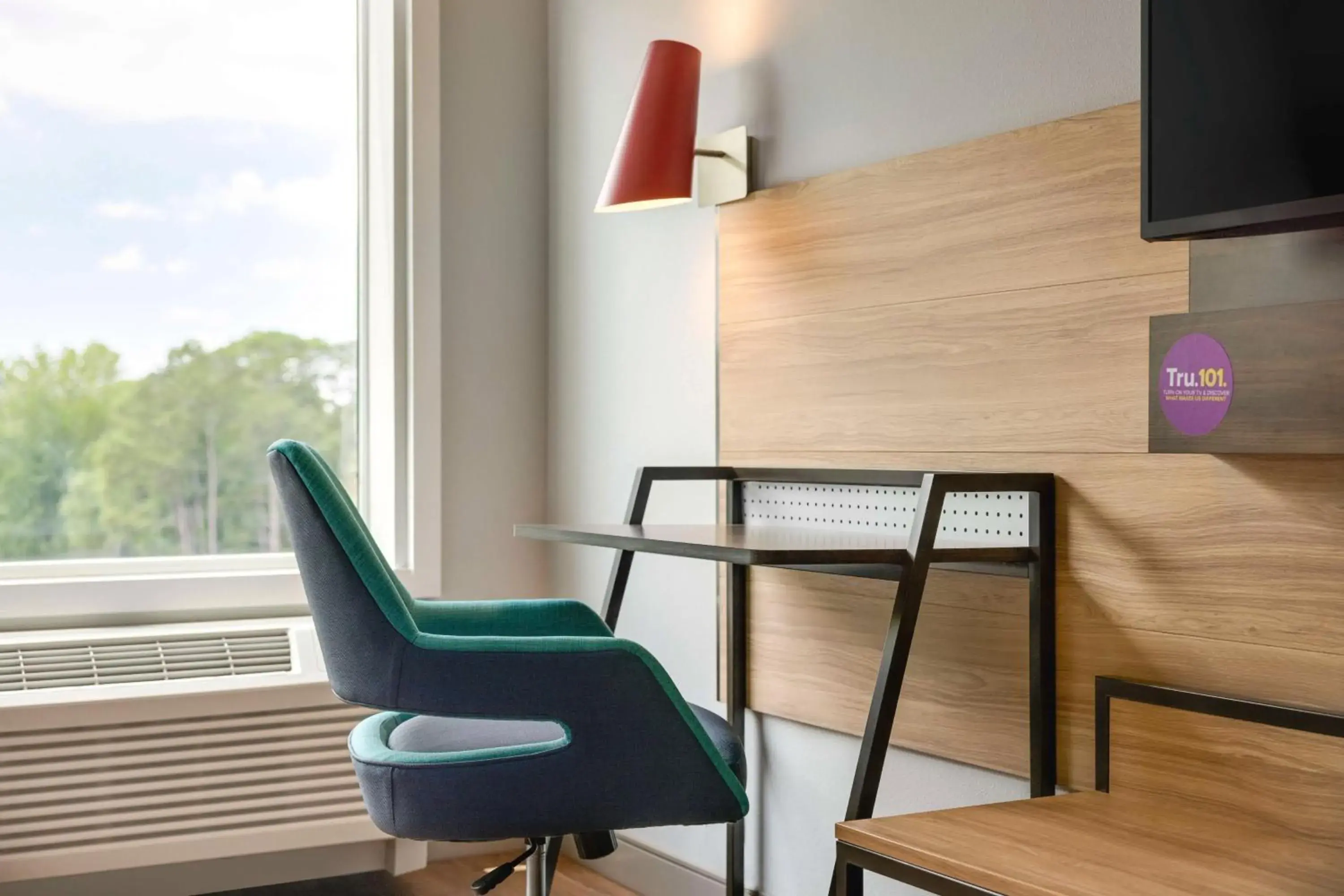 Queen Room with Two Queen Beds - Mobility Access in Tru By Hilton Charlotte Tyvola I-77 Queen Room with Two Queen Beds - Mobility Access in Tru By Hilton Charlotte Tyvola I-77