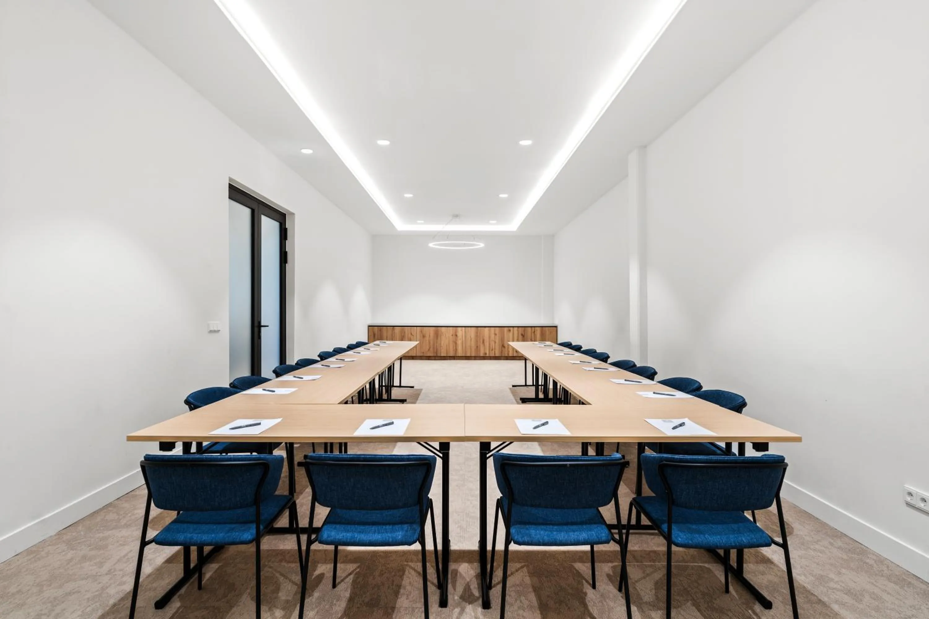 Meeting/conference room in The Rif At Mangrove Beach Corendon Curacao All-Inclusive, Curio by Hilton