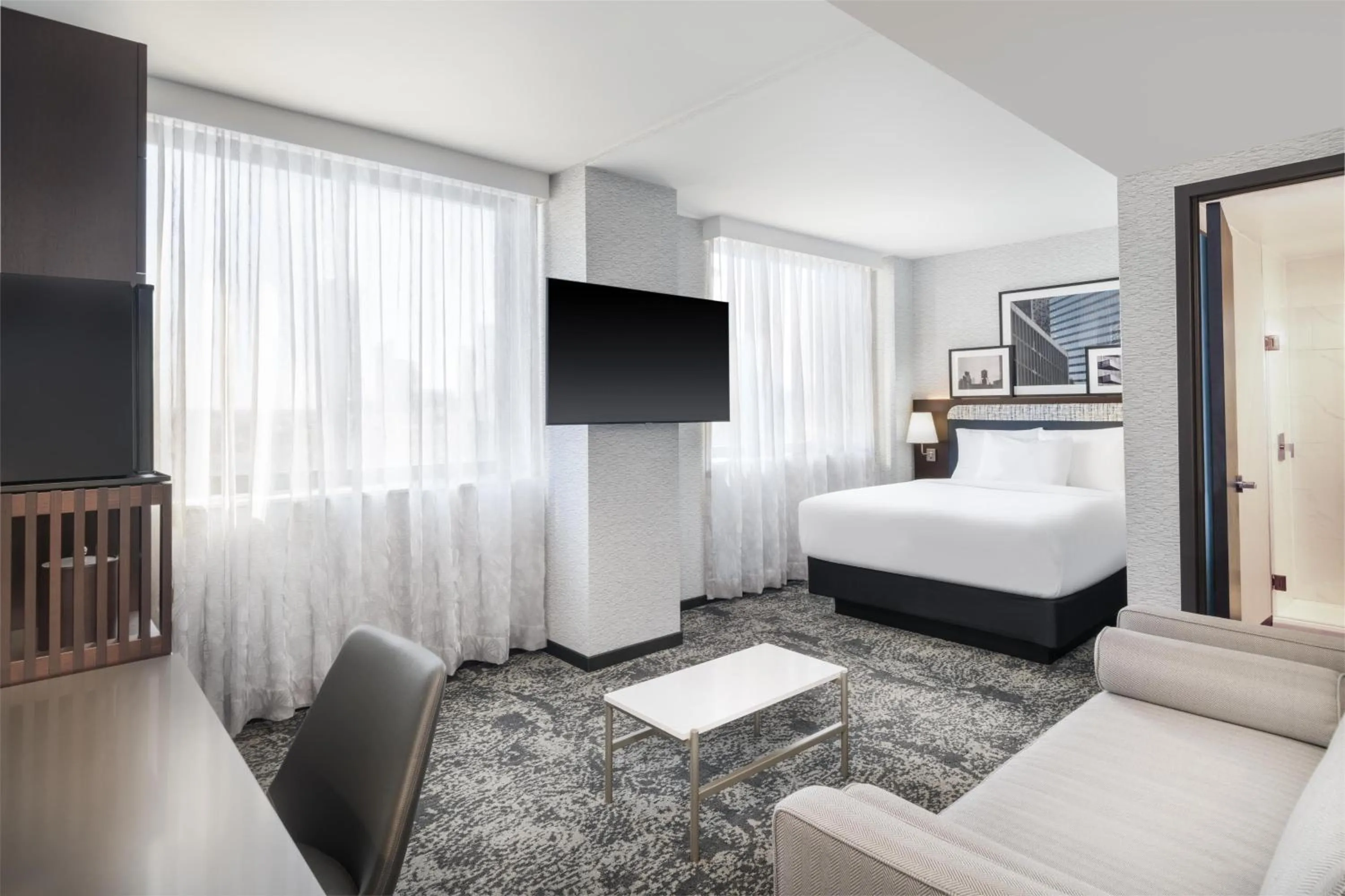 Bed in DoubleTree by Hilton Long Island City, NY