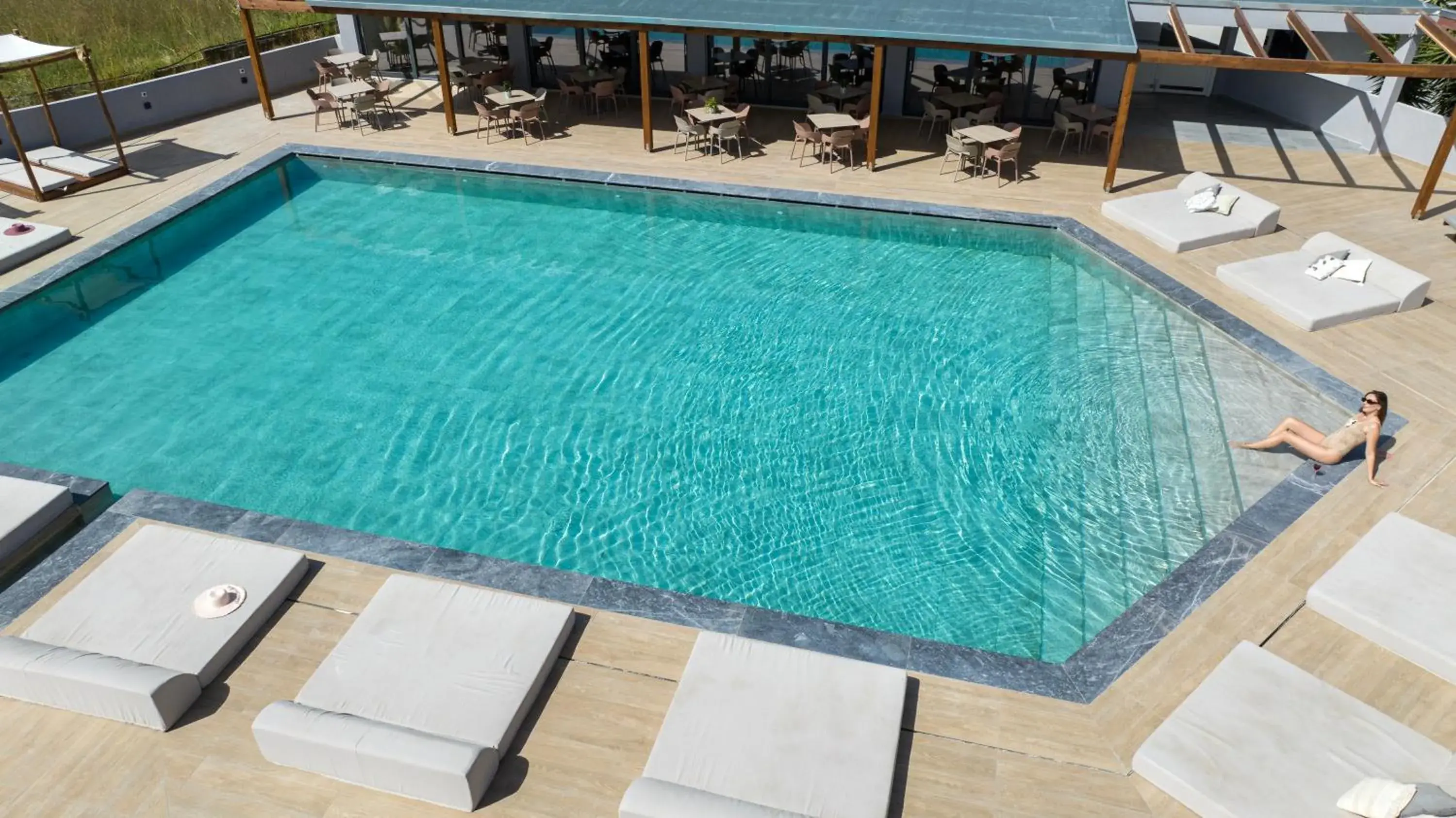 MARE GARDEN MARE GARDEN