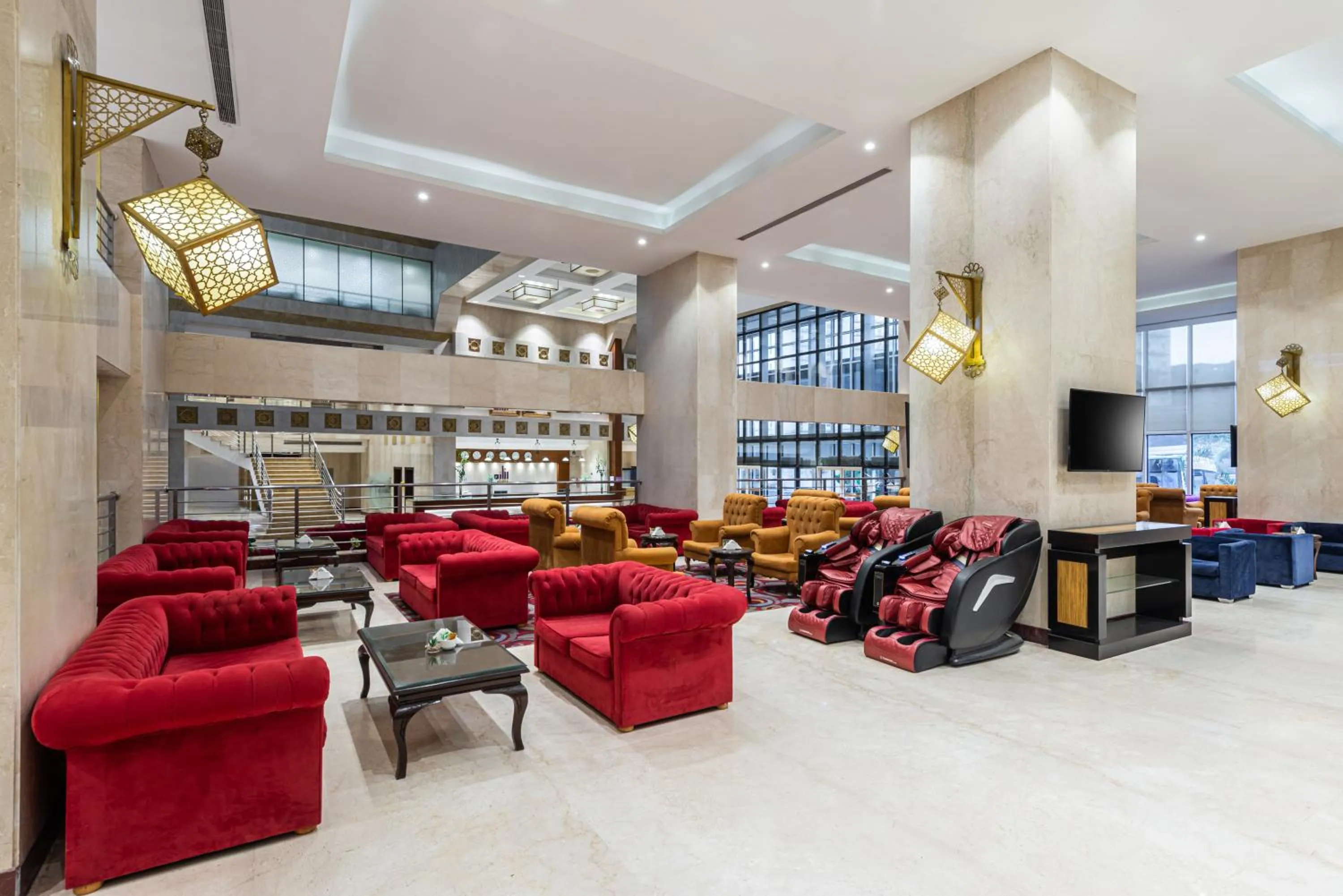 Lobby or reception in Razana Al Rawdha Hotel