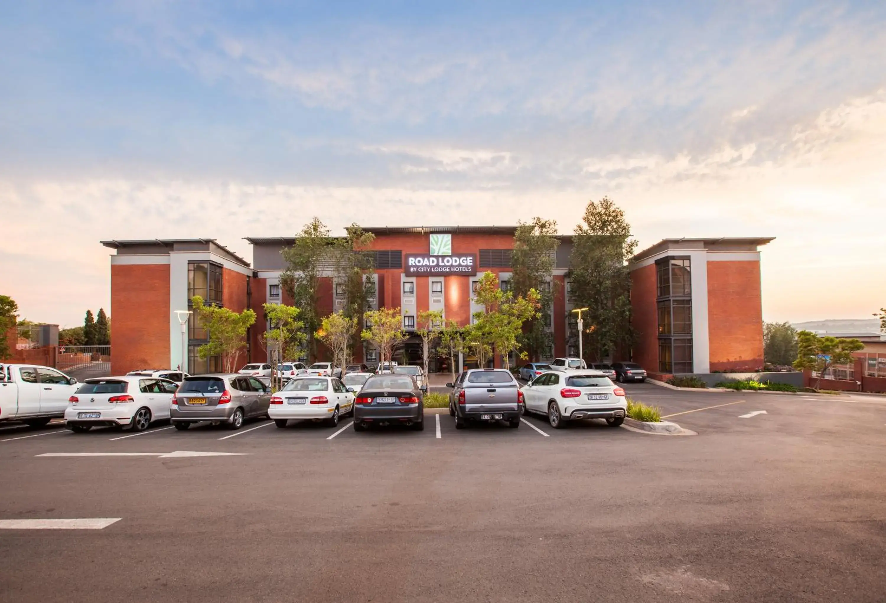 Property building in Road Lodge Centurion Property building in Road Lodge Centurion