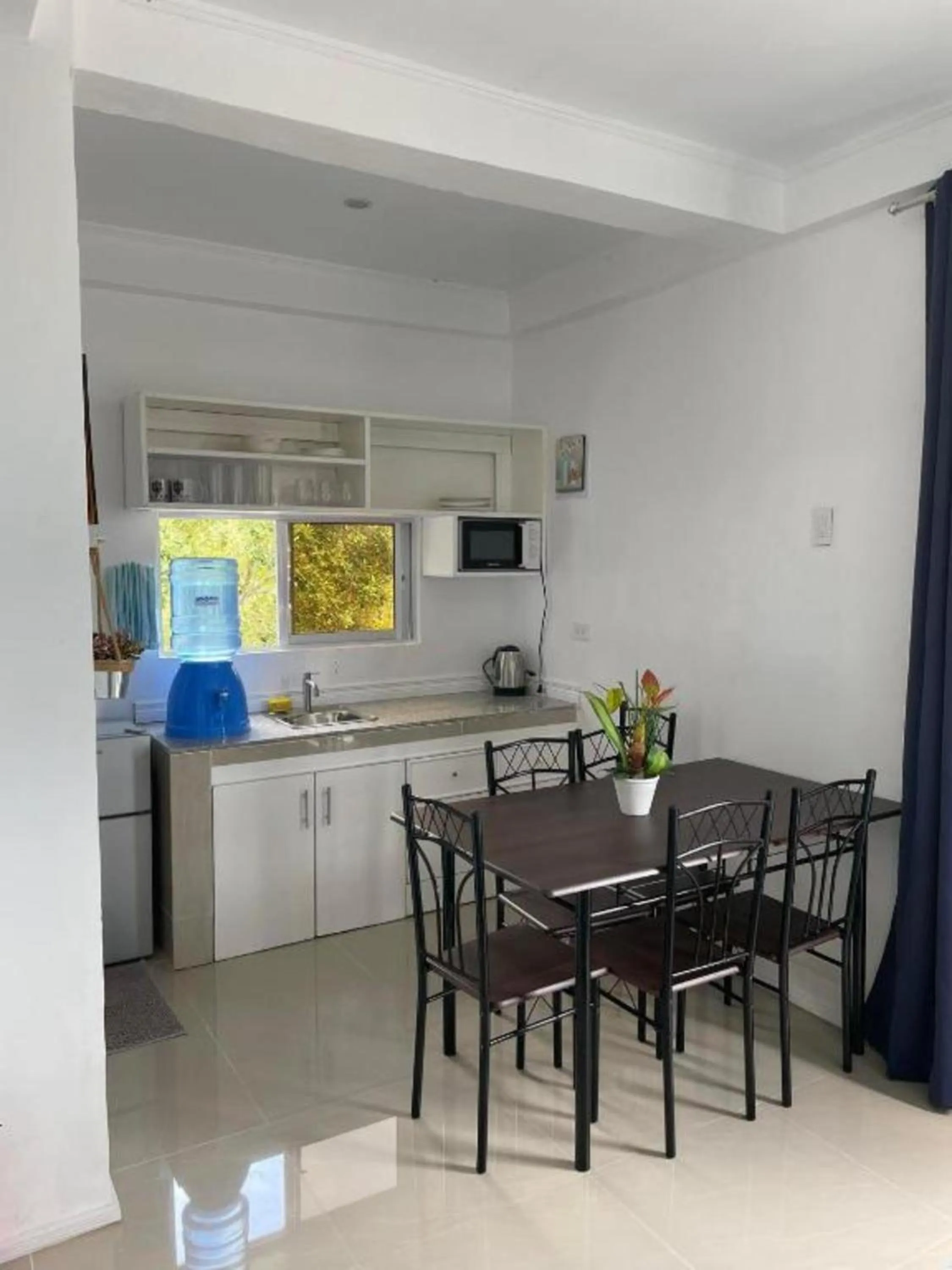 Kitchen or kitchenette in Lopez Beach Resort