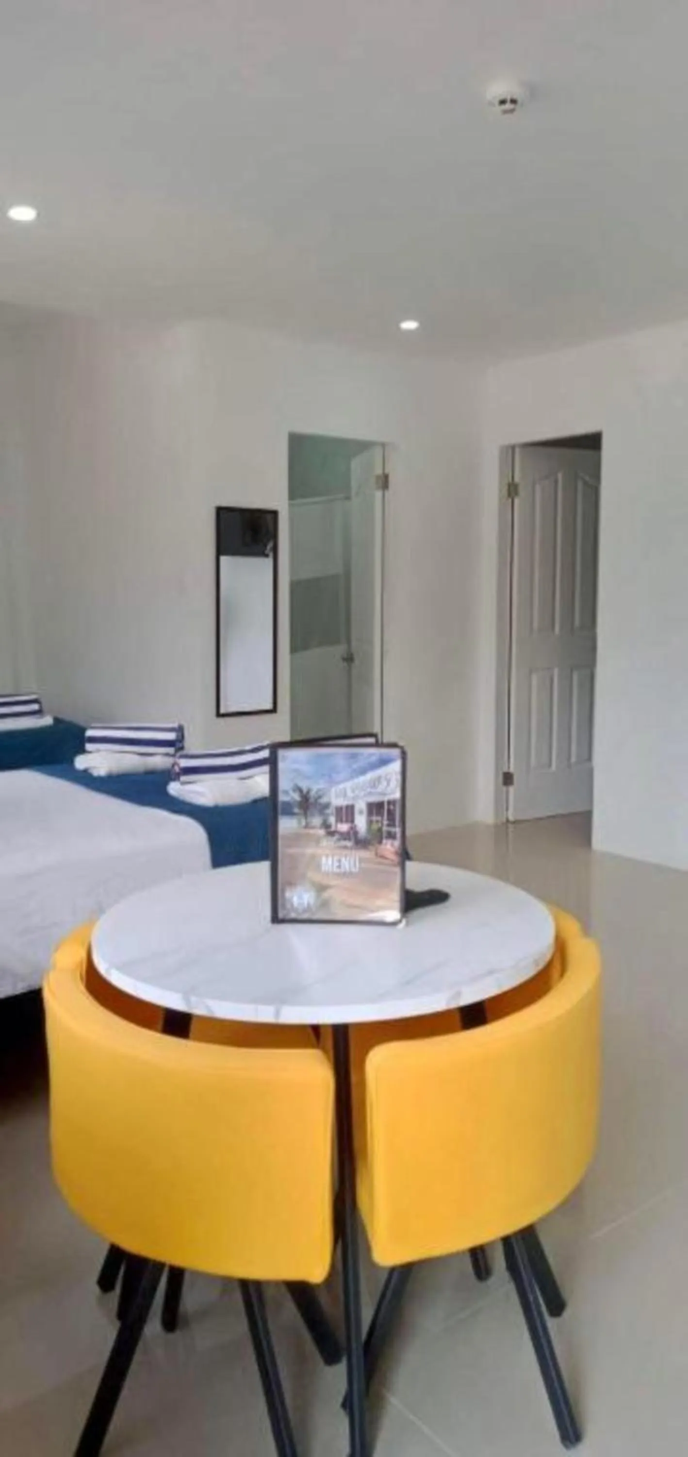 Dining area in Lopez Beach Resort