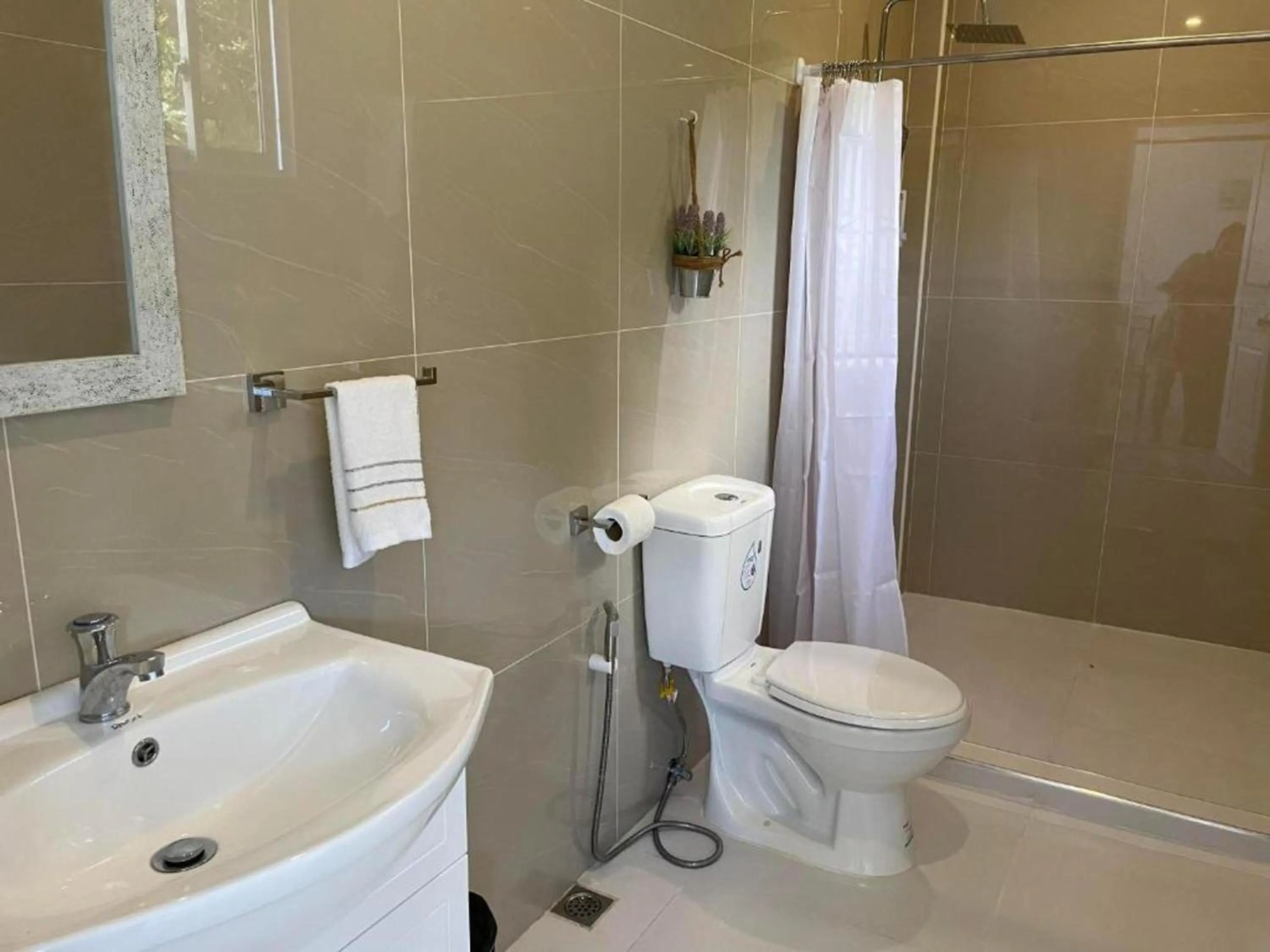 Bathroom in Lopez Beach Resort