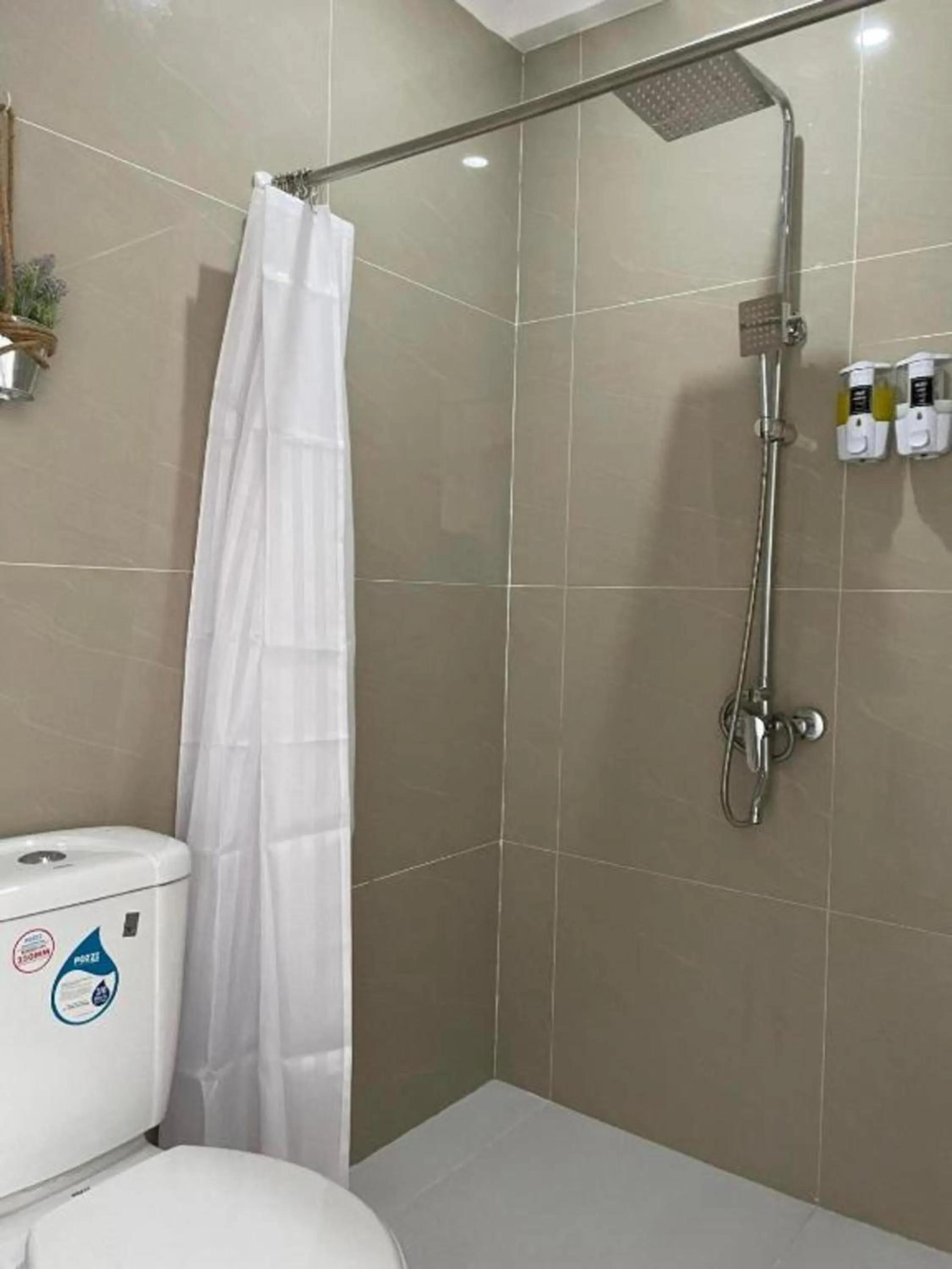 Bathroom in Lopez Beach Resort