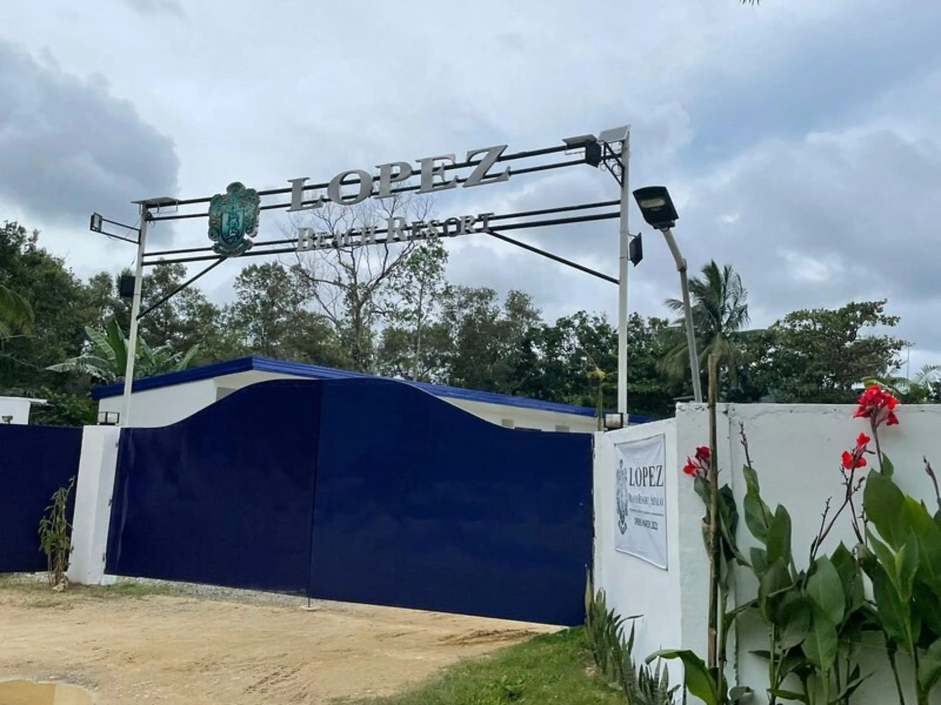 Facade/entrance in Lopez Beach Resort
