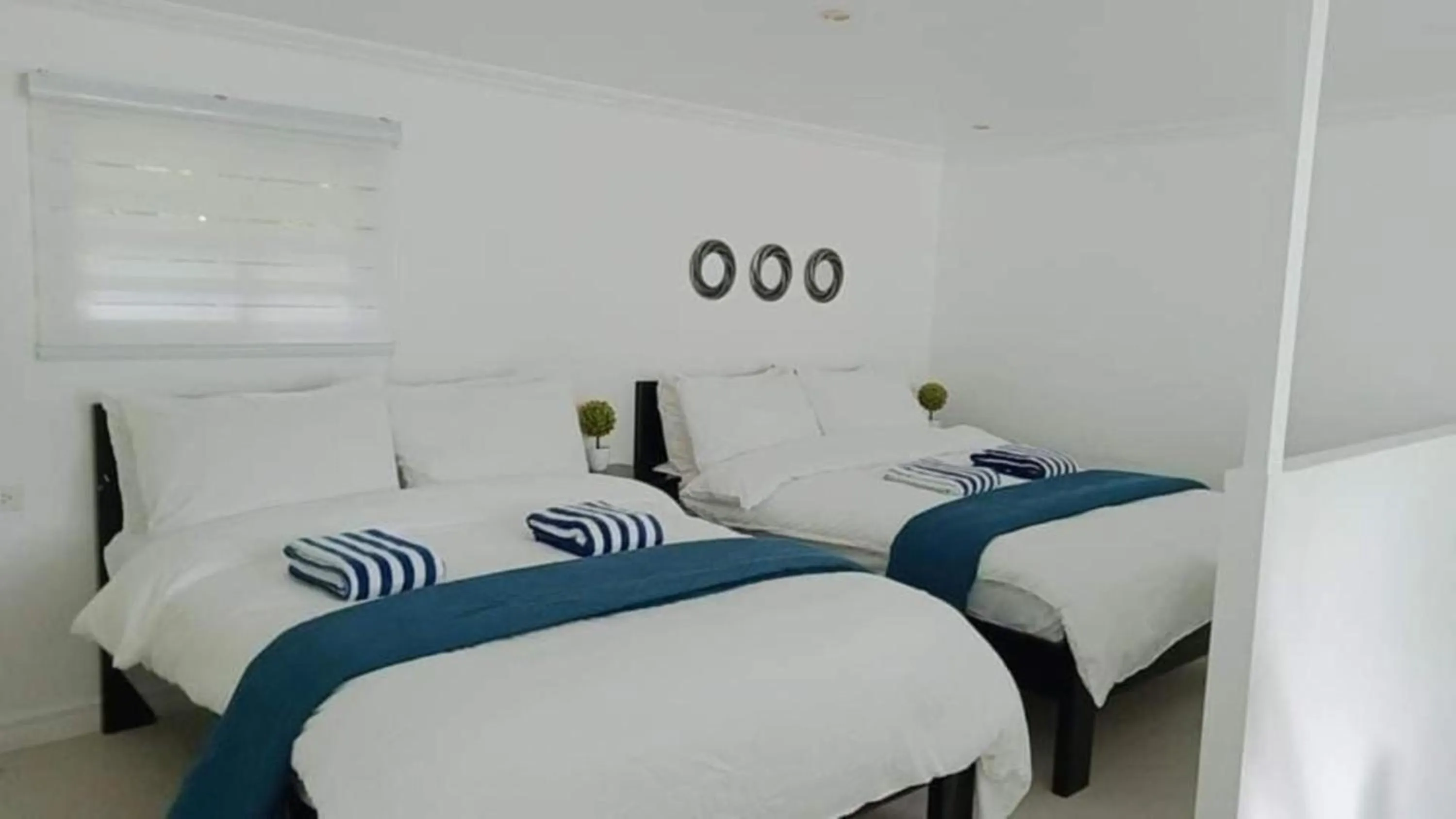 Bed in Lopez Beach Resort