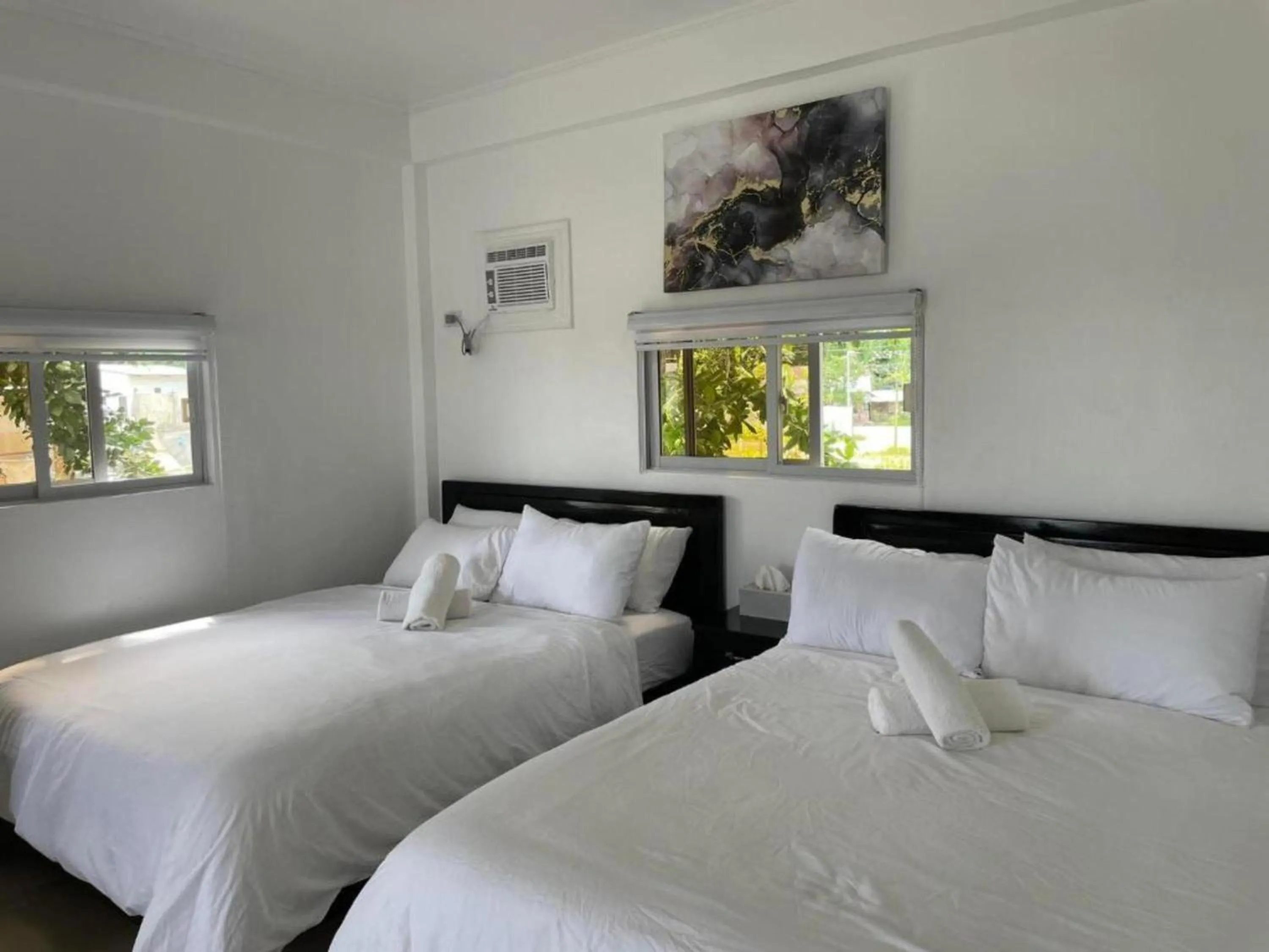 Bed in Lopez Beach Resort