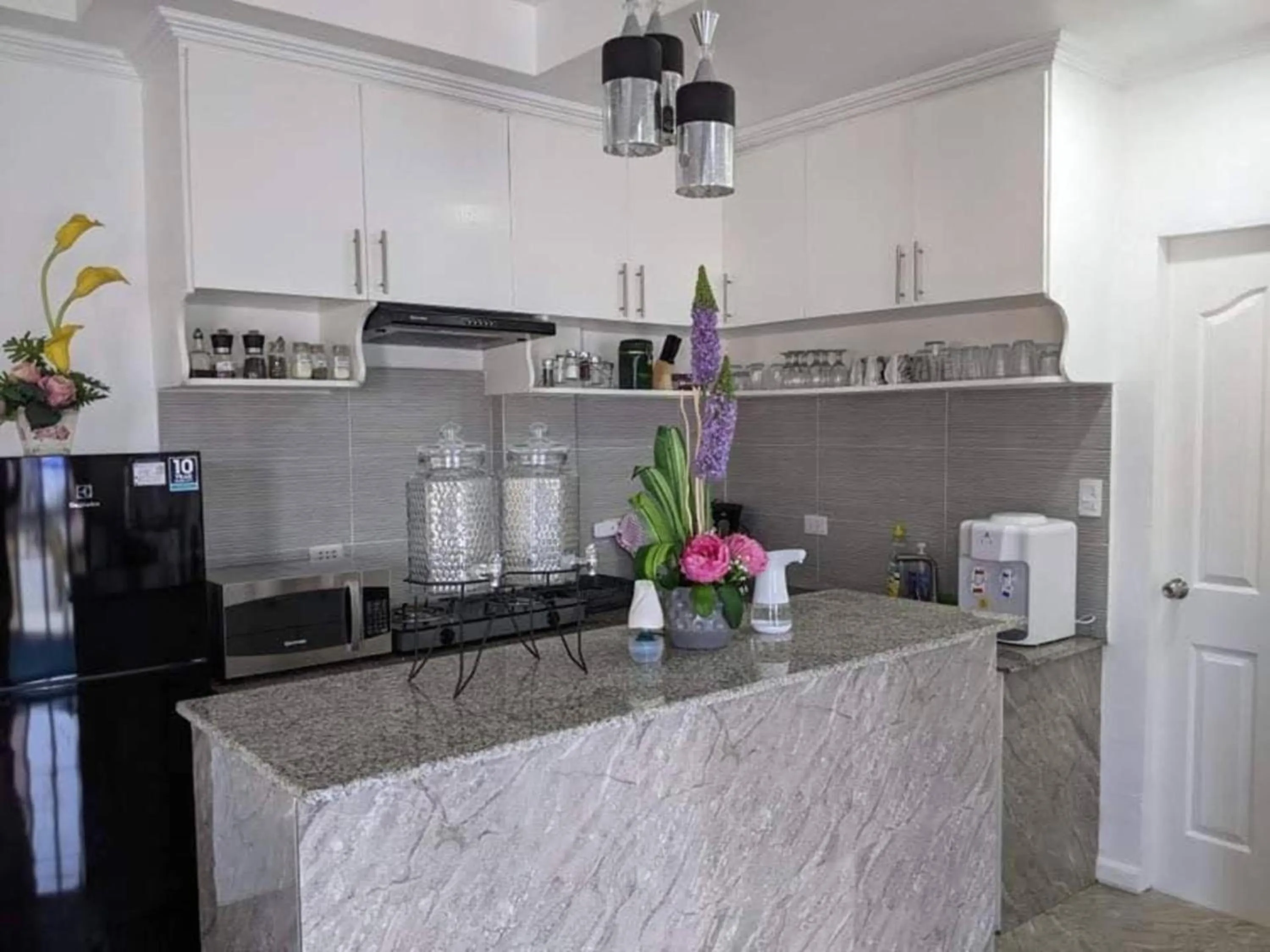 Kitchen or kitchenette in Lopez Beach Resort