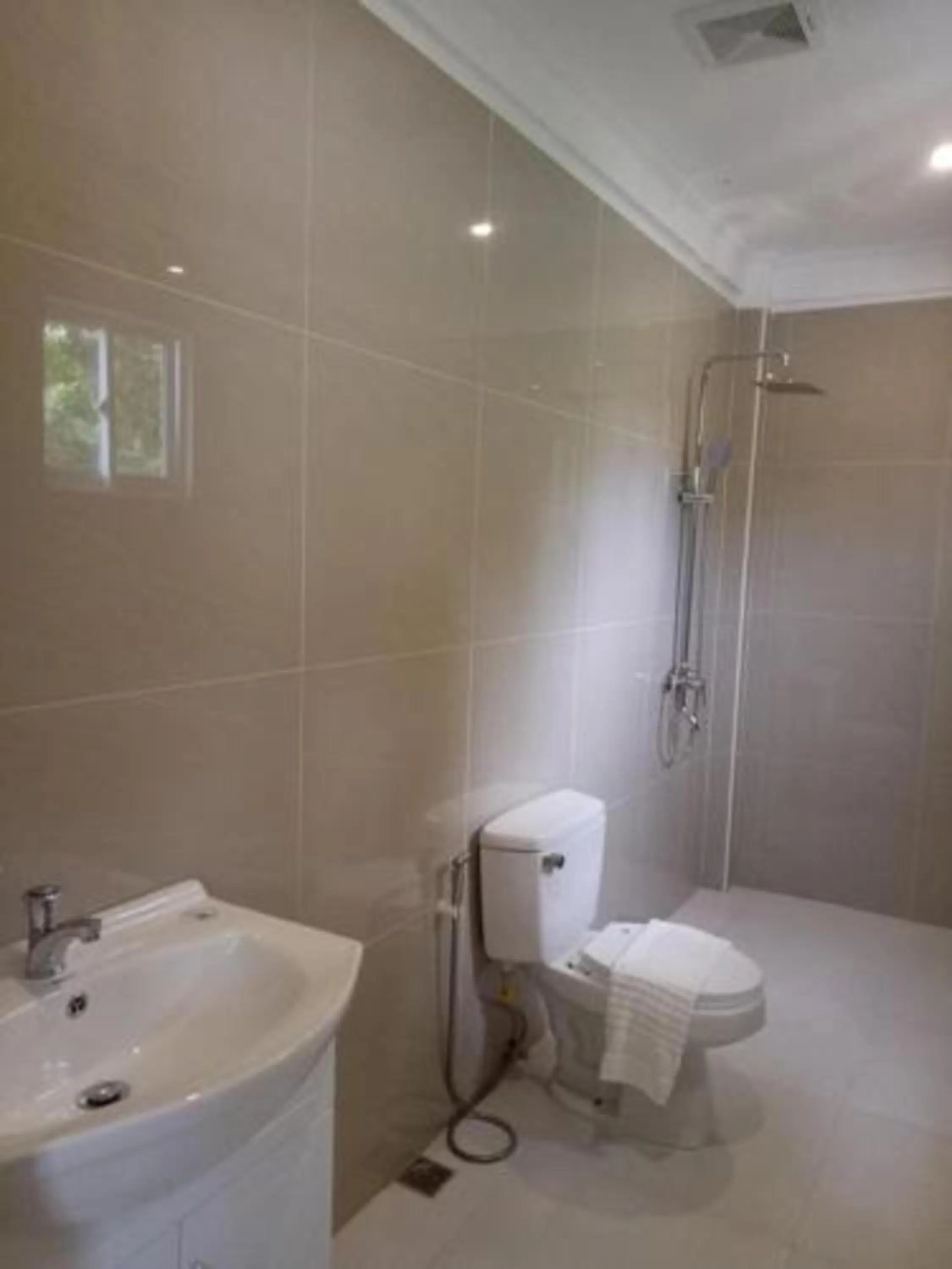 Bathroom in Lopez Beach Resort