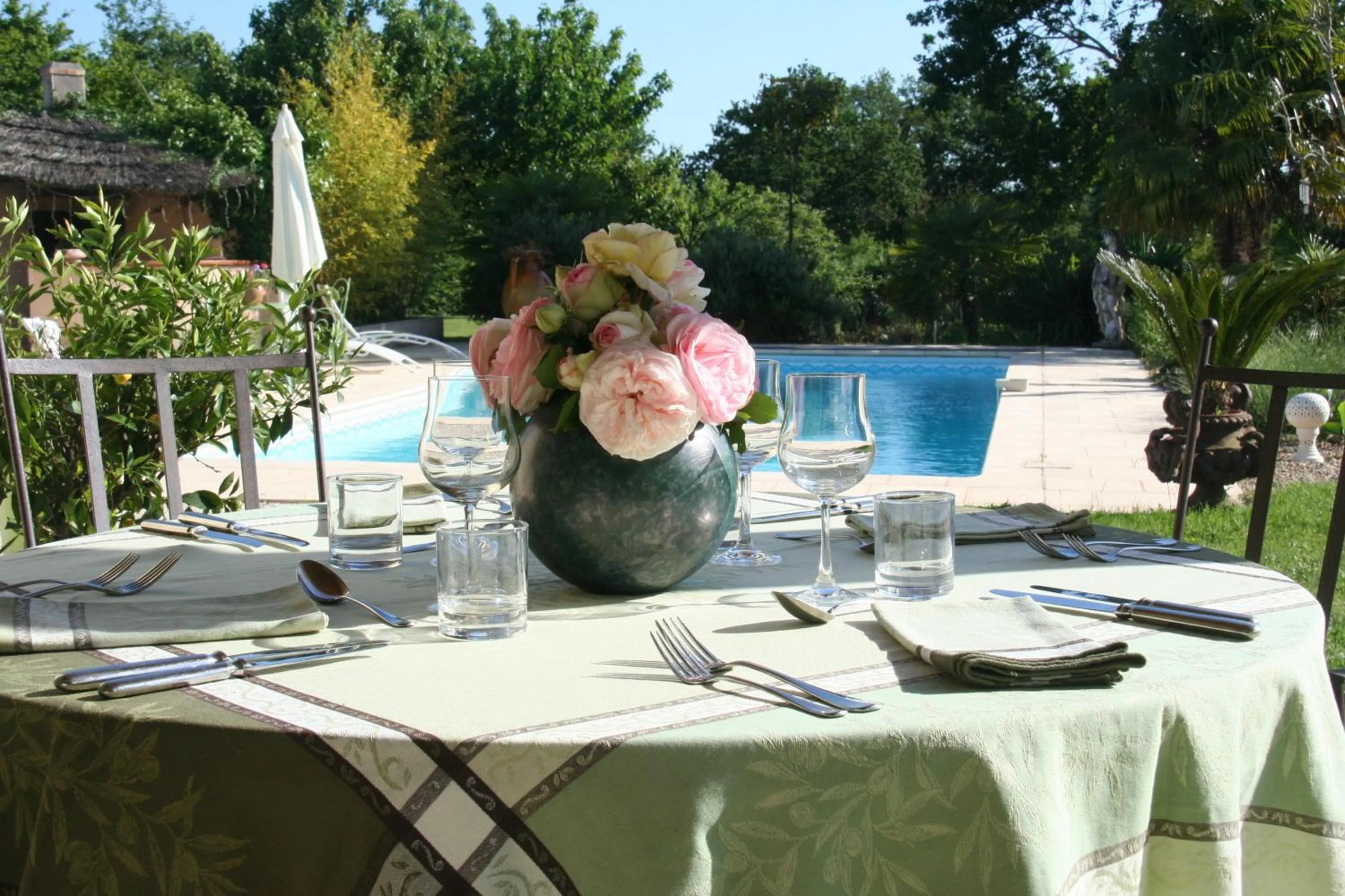 Decorative detail in Une Chambre à la Campagne