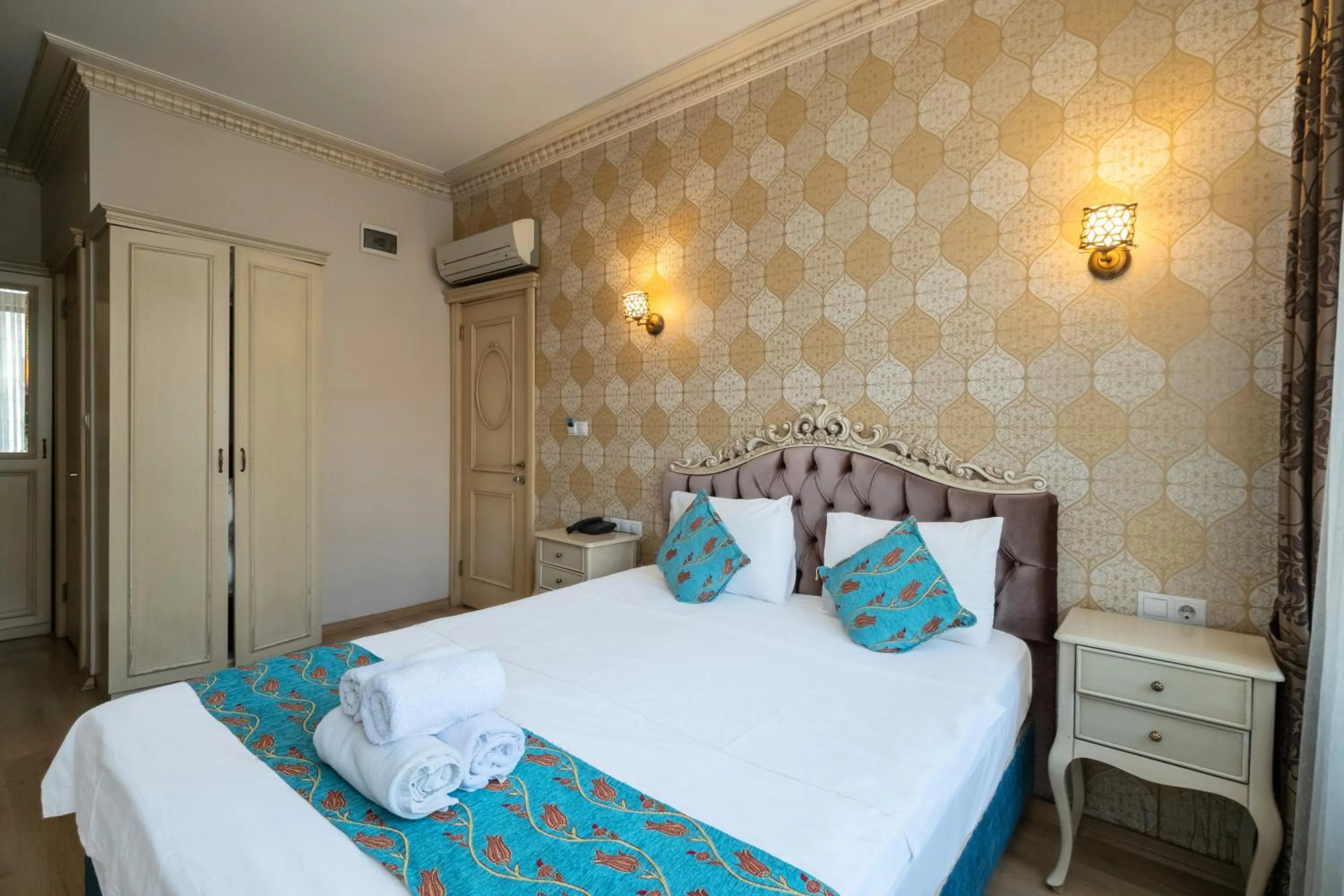 Bed in Felicity Hotel İstanbul