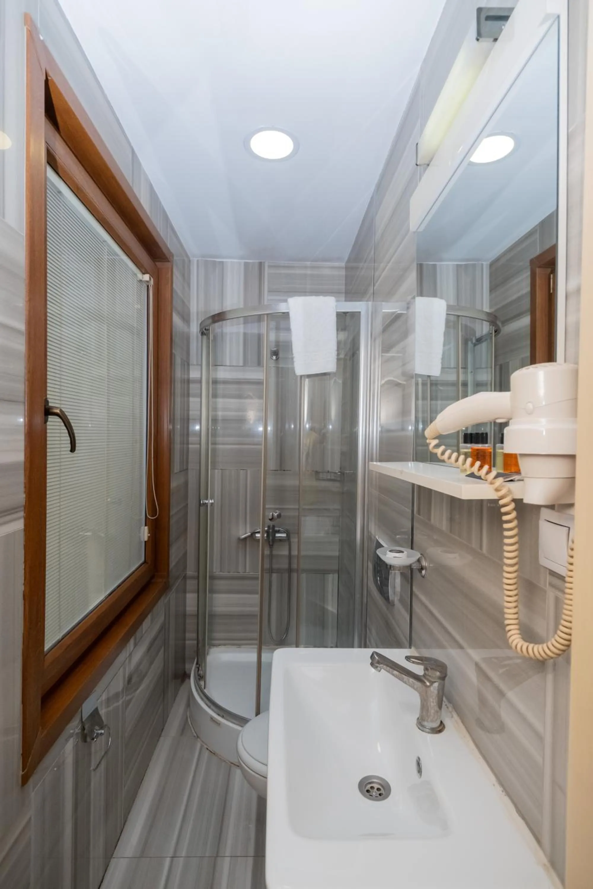 Bathroom in Felicity Hotel İstanbul