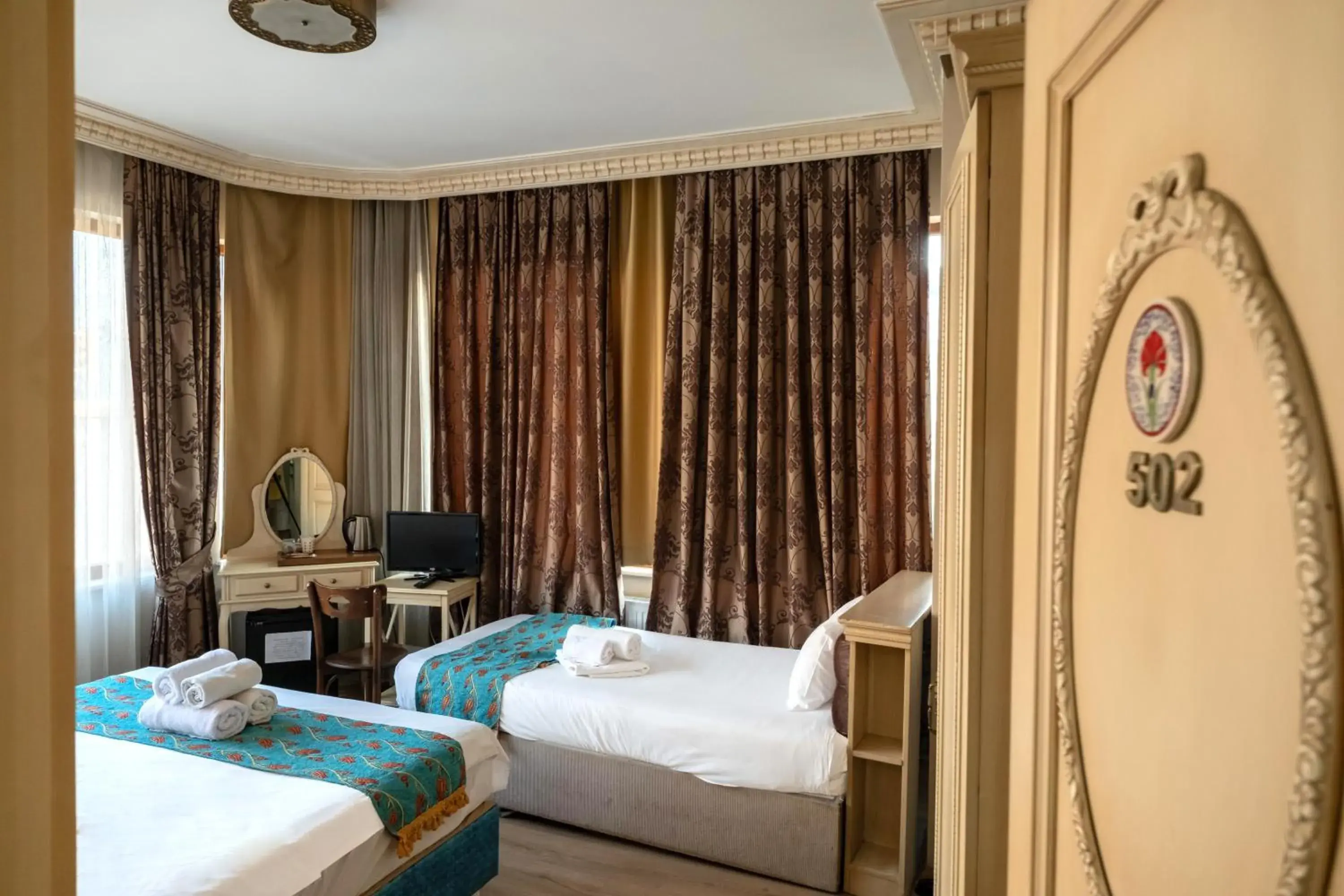 Photo of the whole room, Bed in Felicity Hotel İstanbul Photo of the whole room, Bed in Felicity Hotel İstanbul