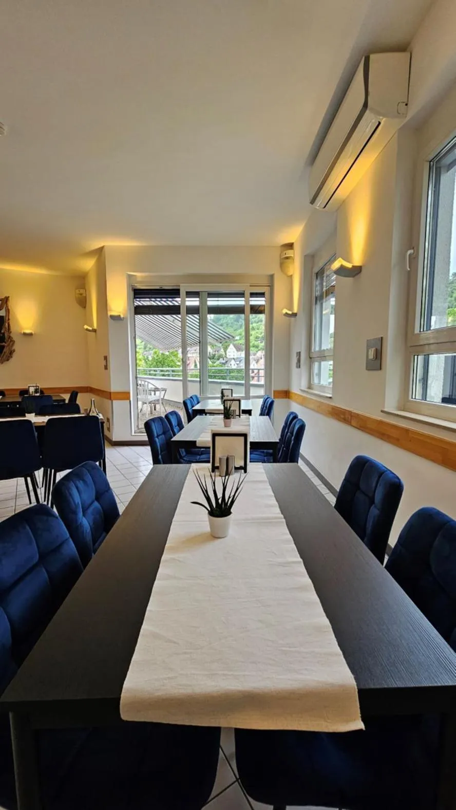 Breakfast in Elha Hotel