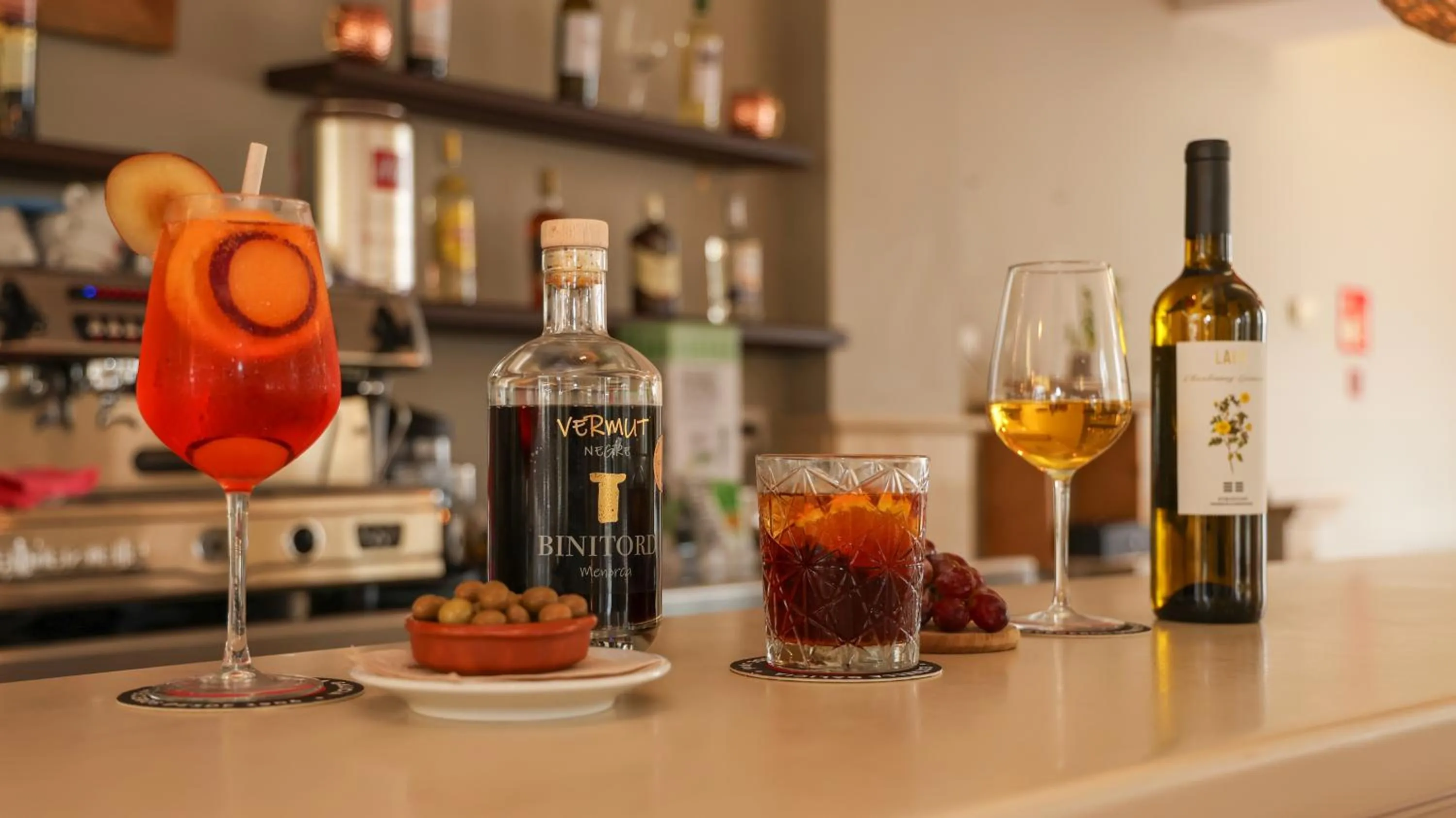 Lounge or bar in Nuramar Aparthotel