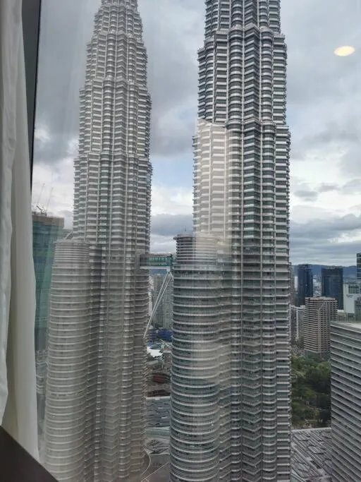 Tropicana The Residences KLCC by Rverse Suite