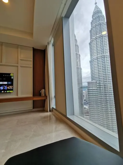 Tropicana The Residences KLCC by Rverse Suite