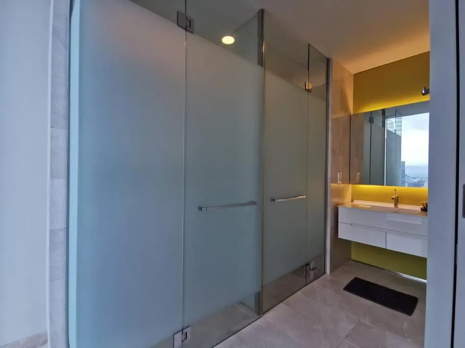 Tropicana The Residences KLCC by Rverse Suite