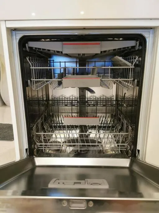 Tropicana The Residences KLCC by Rverse Suite