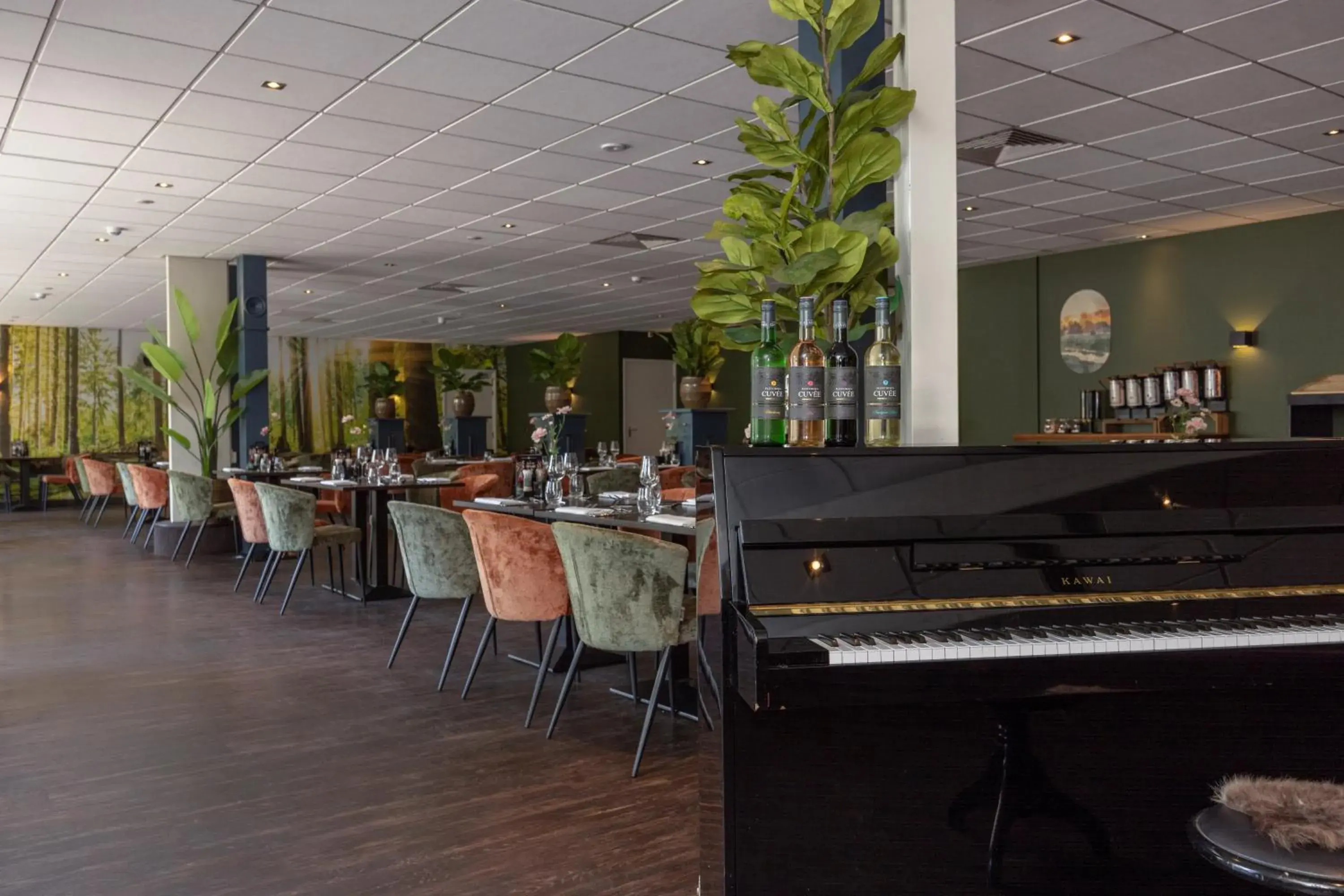 Restaurant/places to eat in Fletcher Hotel Restaurant De Eese Restaurant/places to eat in Fletcher Hotel Restaurant De Eese