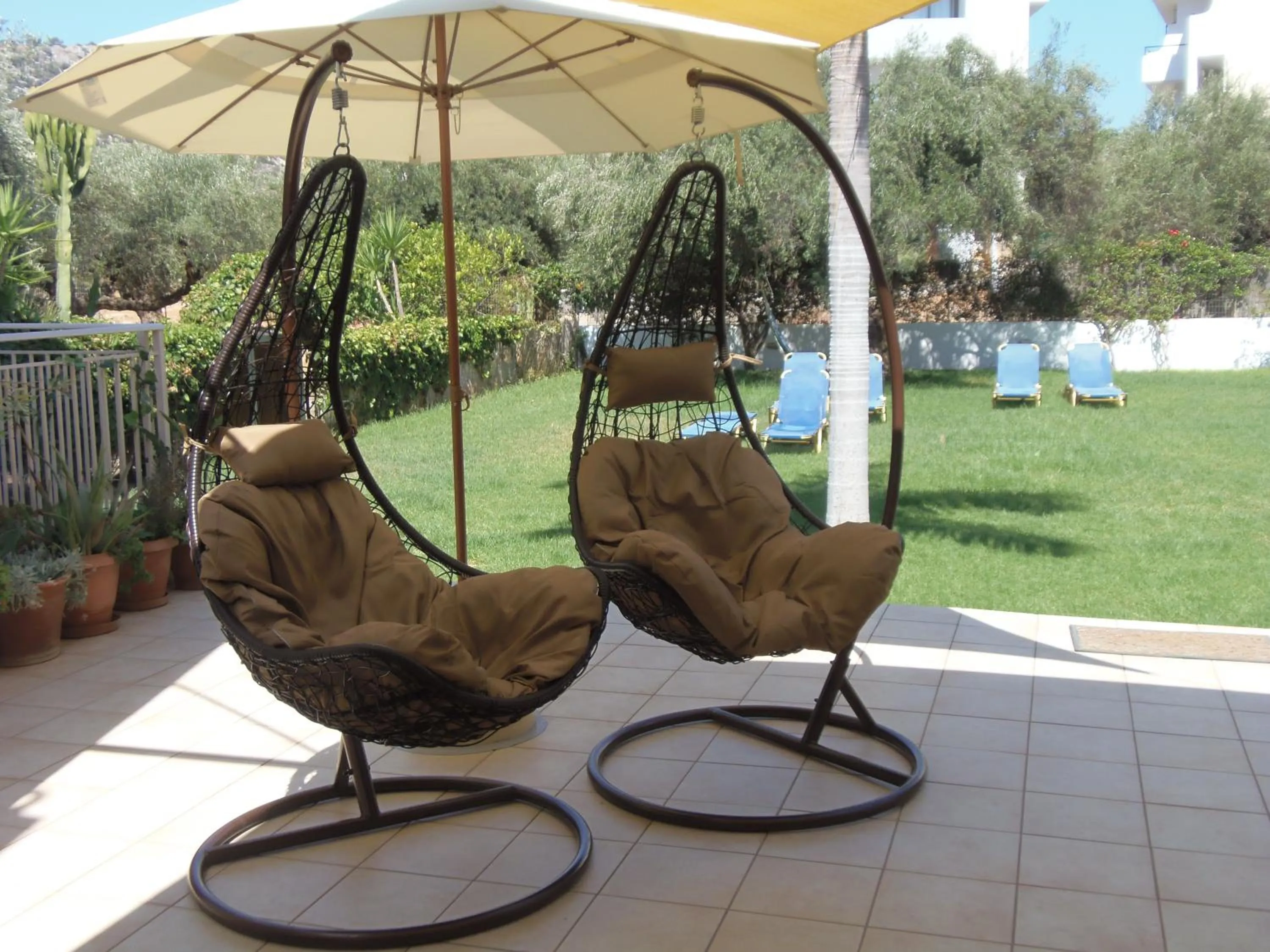 Garden in Emerald Hotel