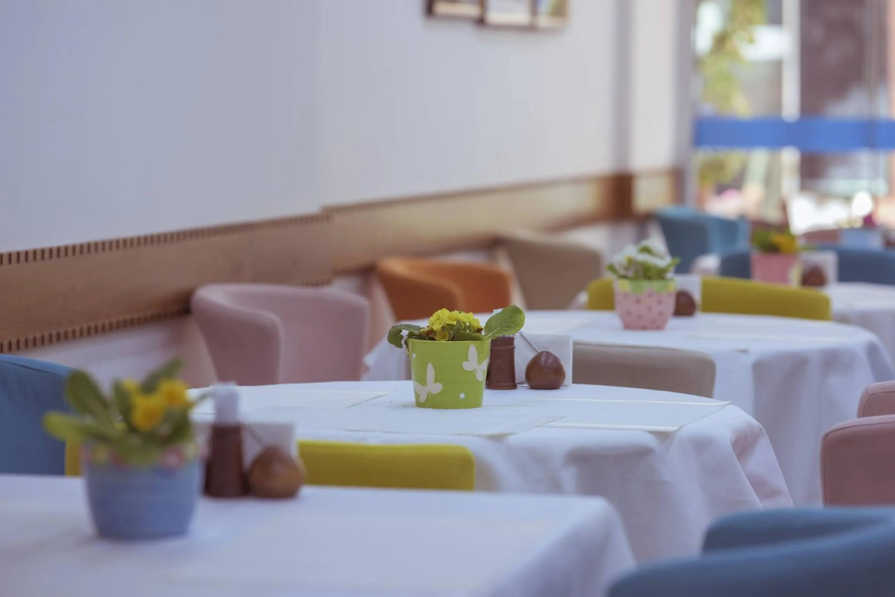 Restaurant/places to eat in Infinity City Hotel