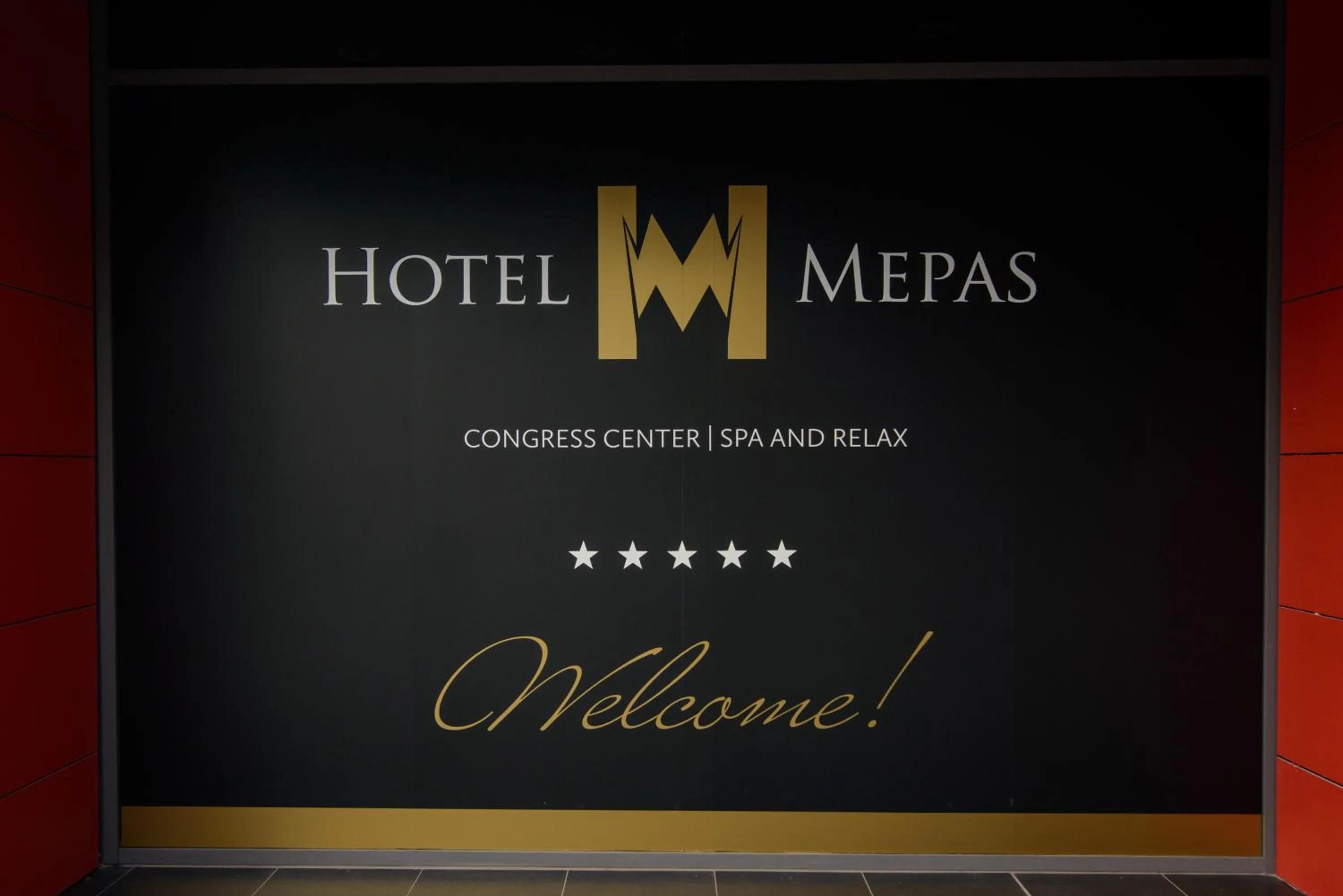 Facade/entrance in Hotel Mepas