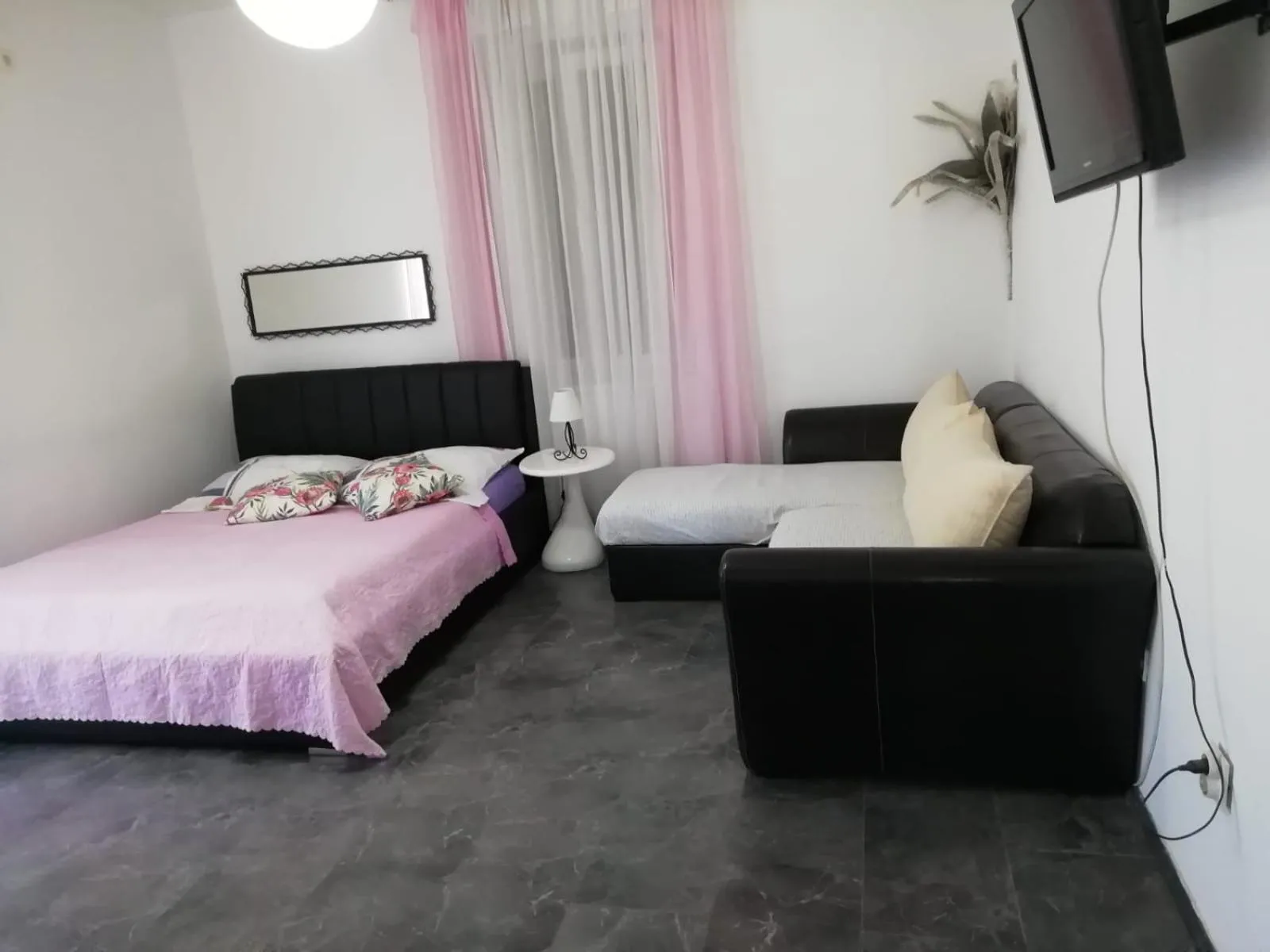 Bedroom, Bed in Apartment Izabela