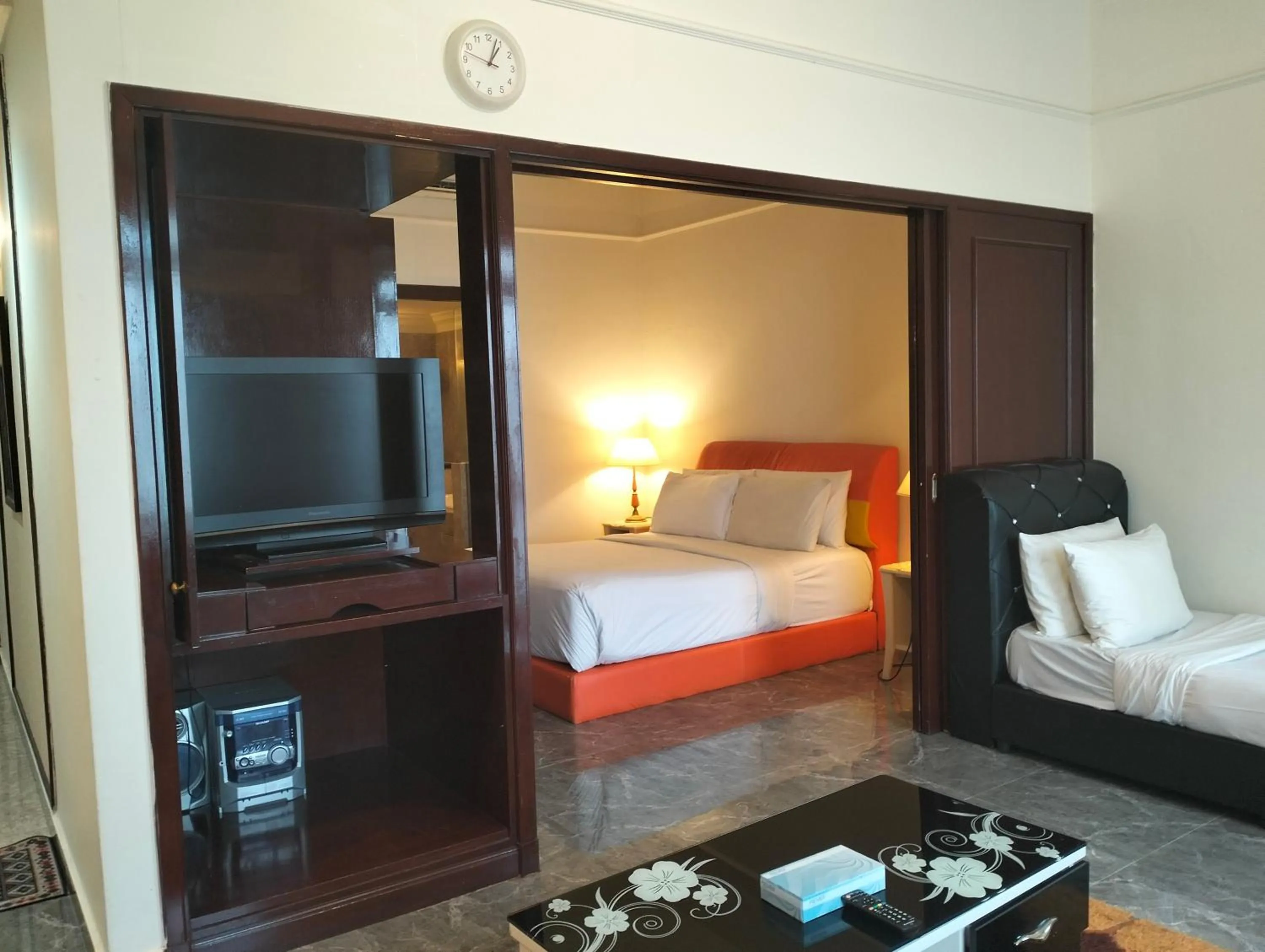 Bed in Times Square Kuala Lumpur By Service Suite