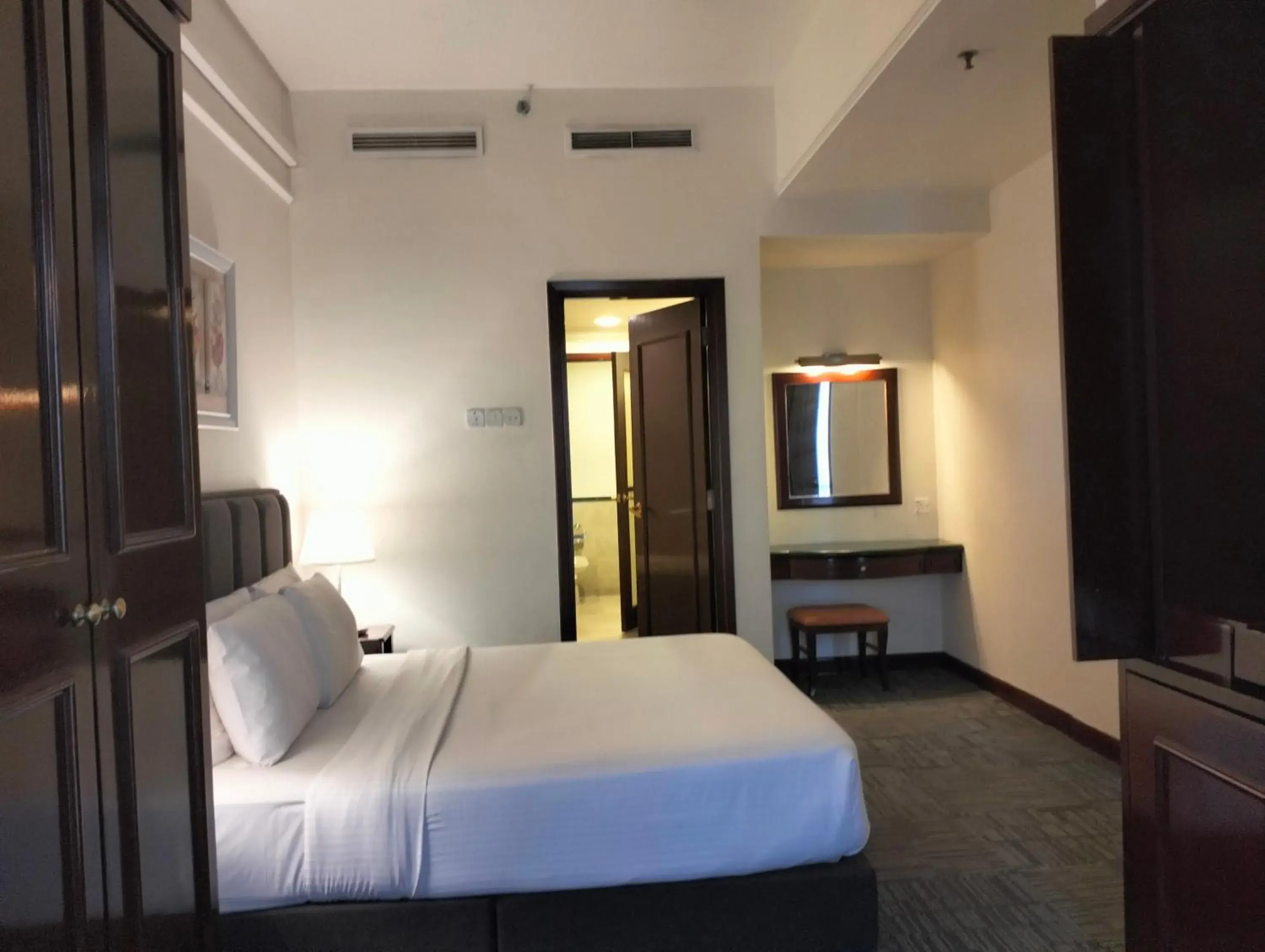 Bed in Times Square Kuala Lumpur By Service Suite Bed in Times Square Kuala Lumpur By Service Suite
