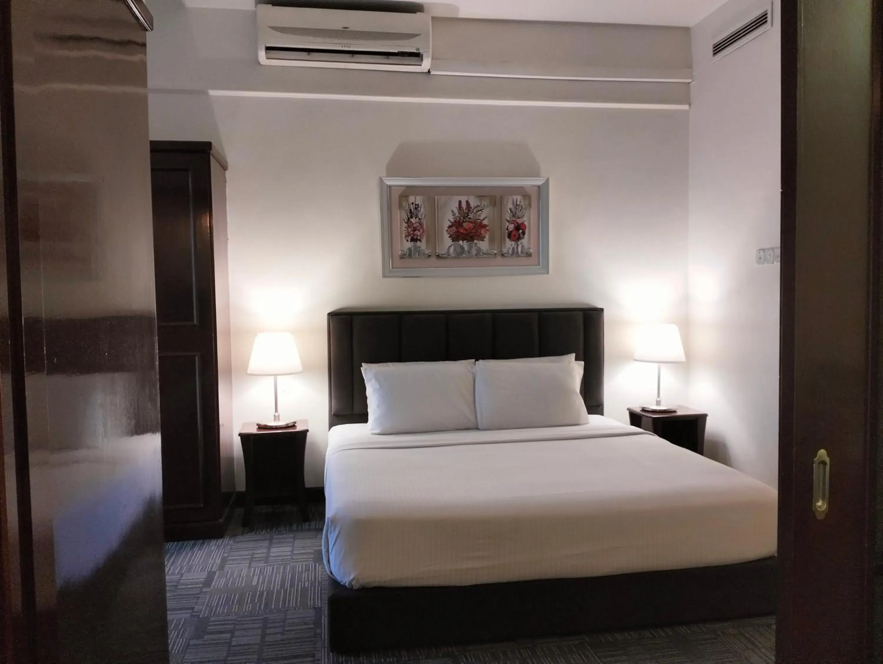 Bed in Times Square Kuala Lumpur By Service Suite Bed in Times Square Kuala Lumpur By Service Suite