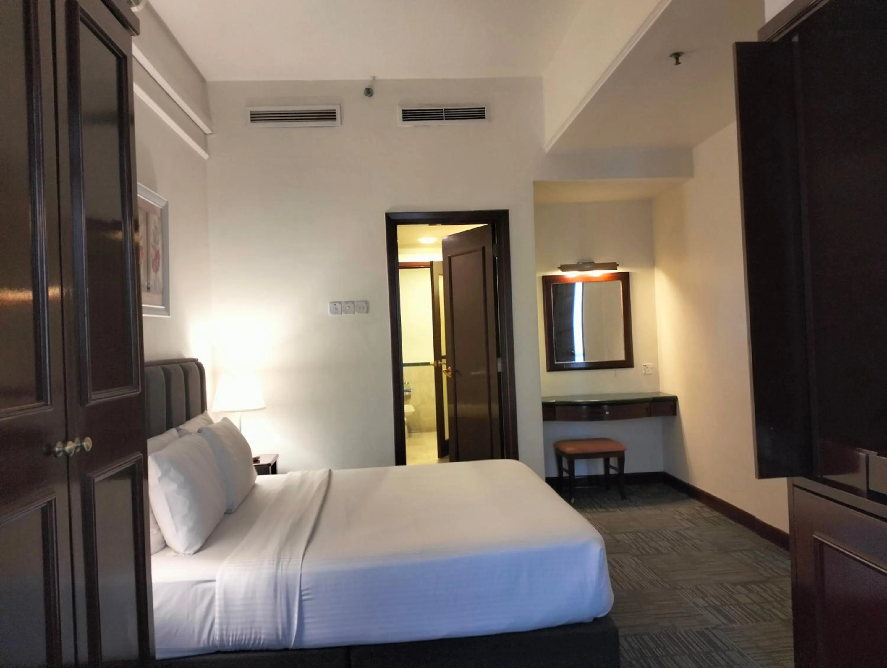 Bed in Times Square Kuala Lumpur By Service Suite