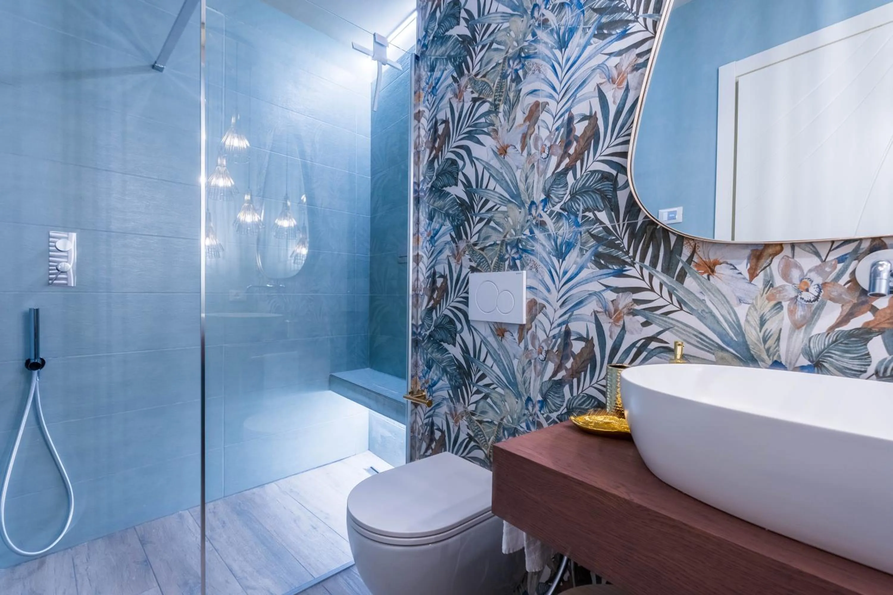 Blossoms of Siena, Adults Only