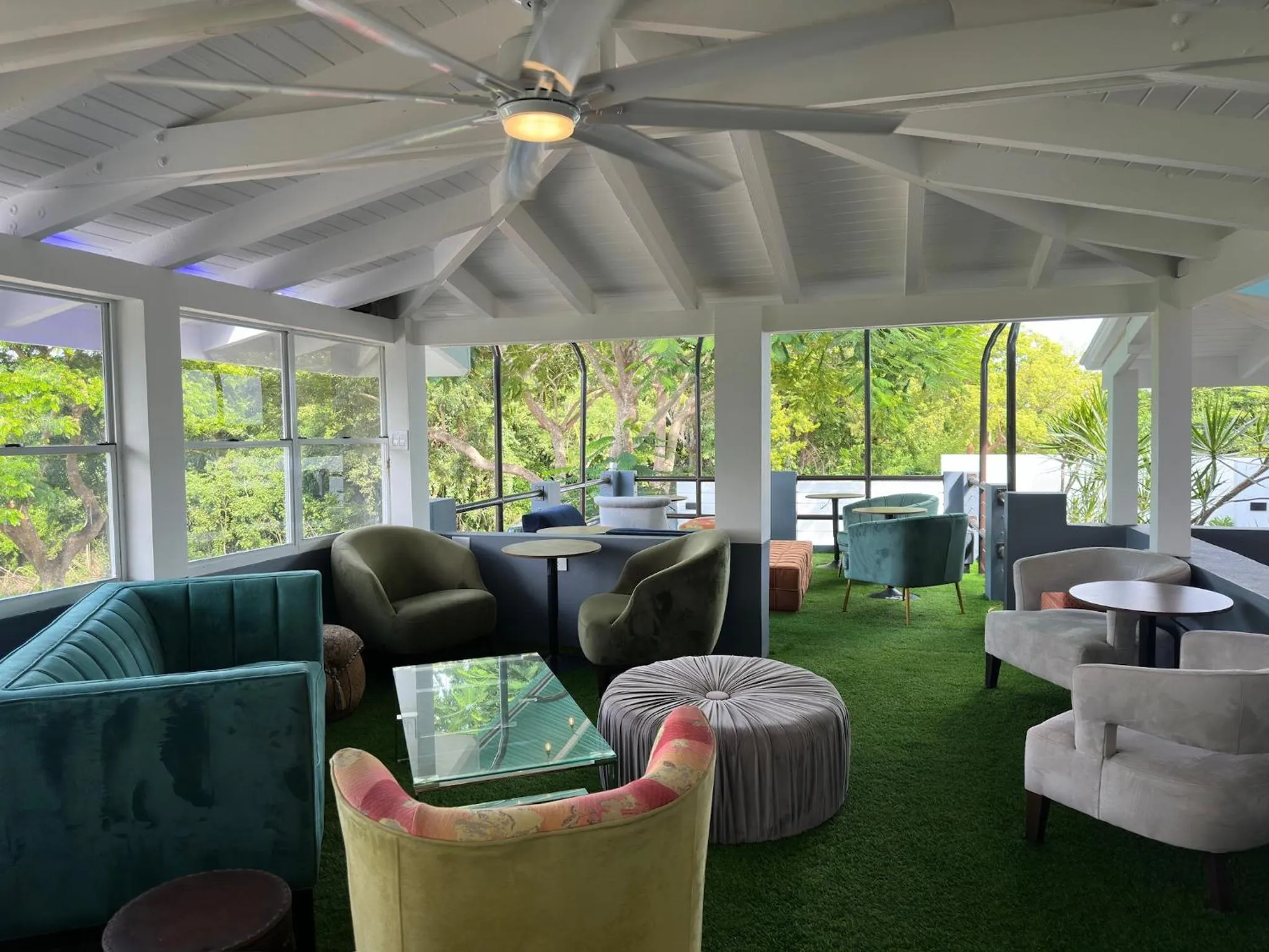 Lobby or reception in Old Crow Hotel and Suites