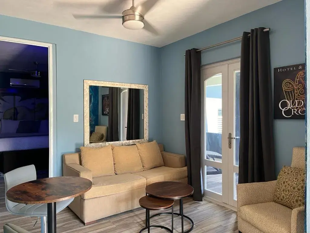 One-Bedroom Apartment in Old Crow Hotel and Suites One-Bedroom Apartment in Old Crow Hotel and Suites