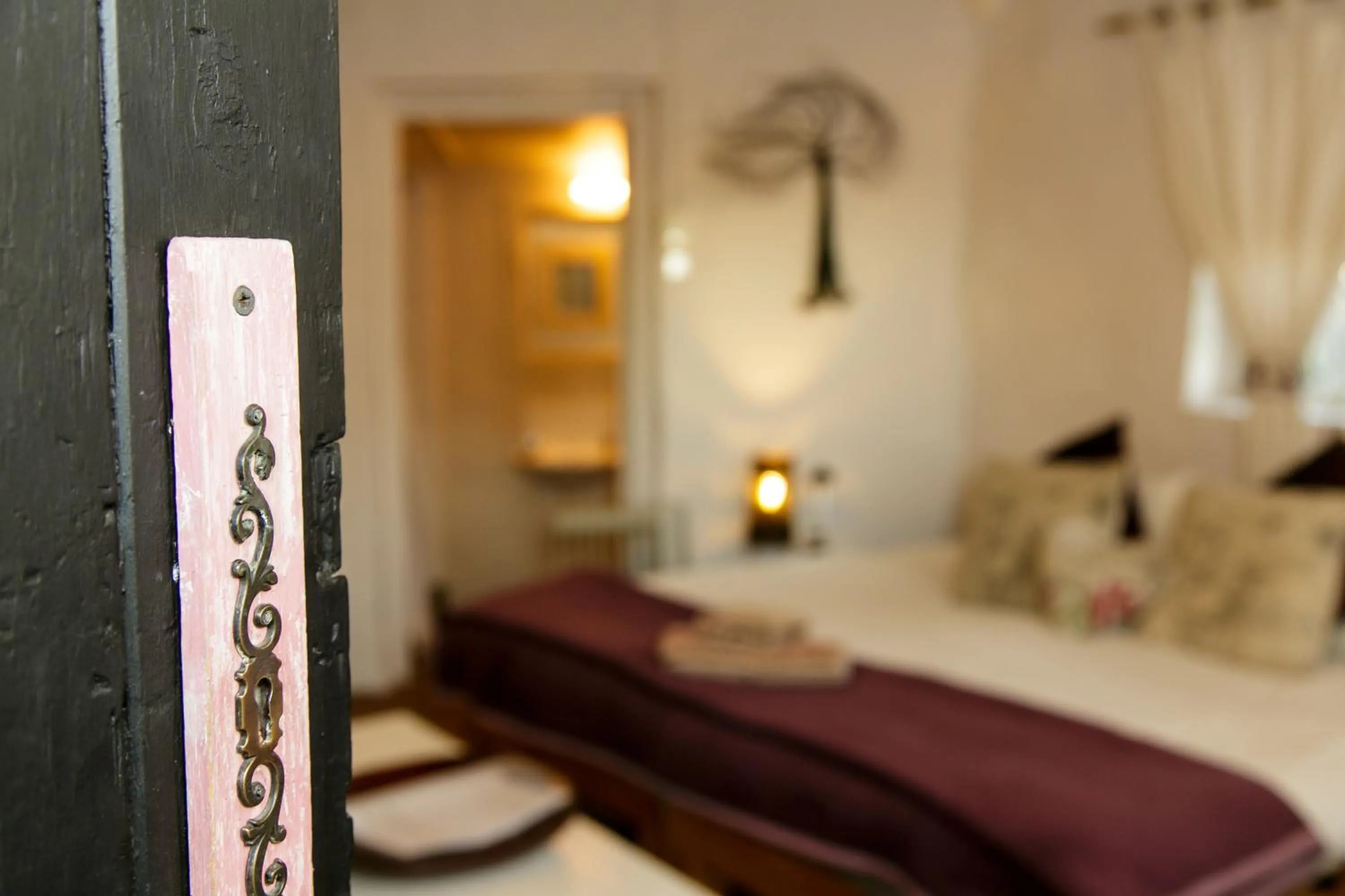 Decorative detail, Bed in Karoo Soul