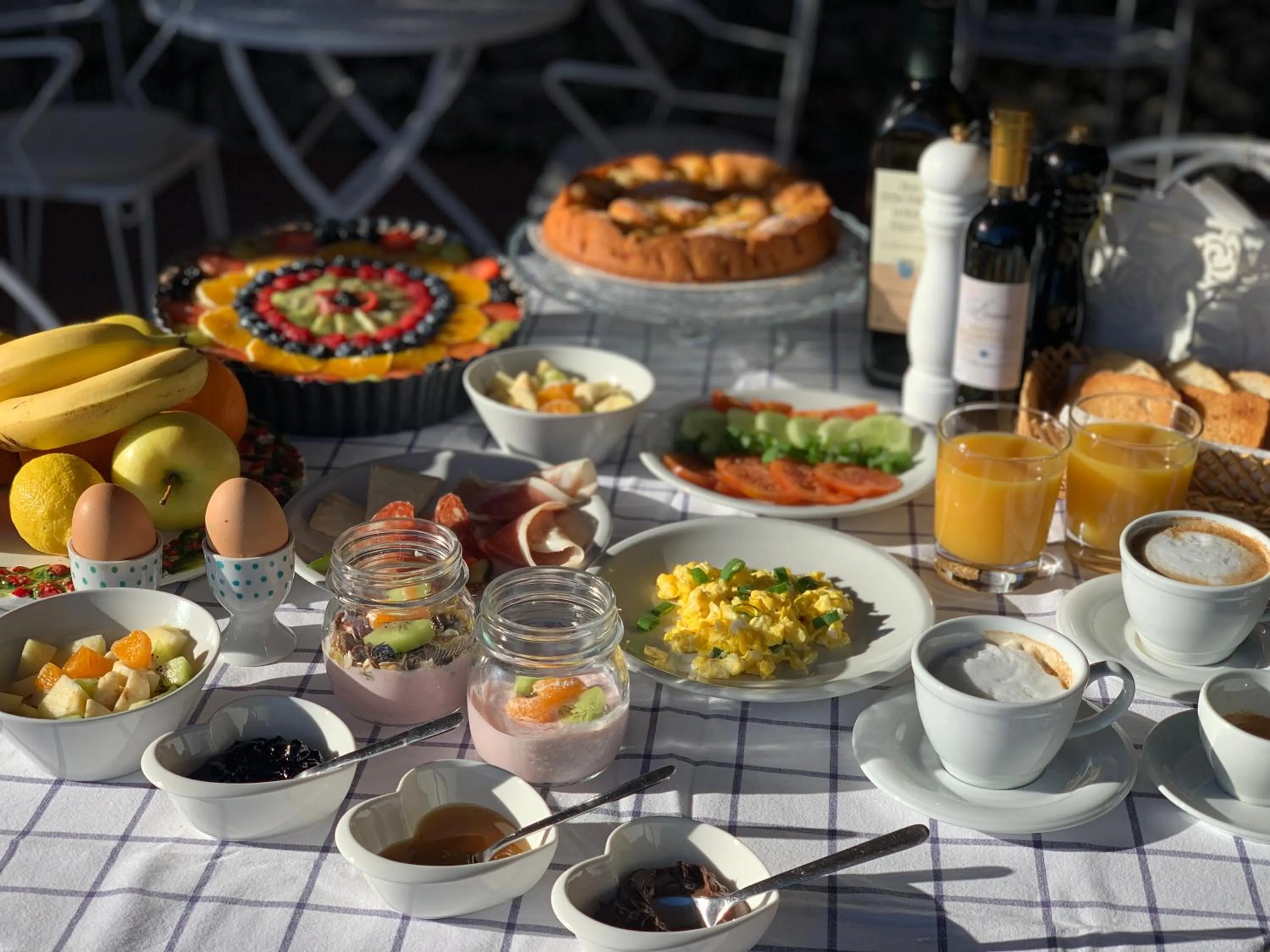Breakfast in Fattoria Lornano Winery