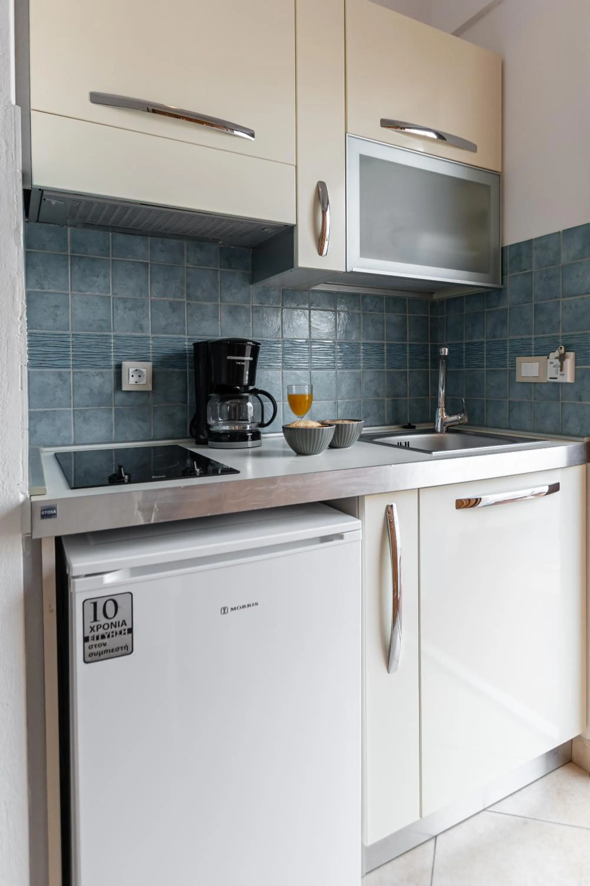 Kitchen or kitchenette in Kallisti Studios