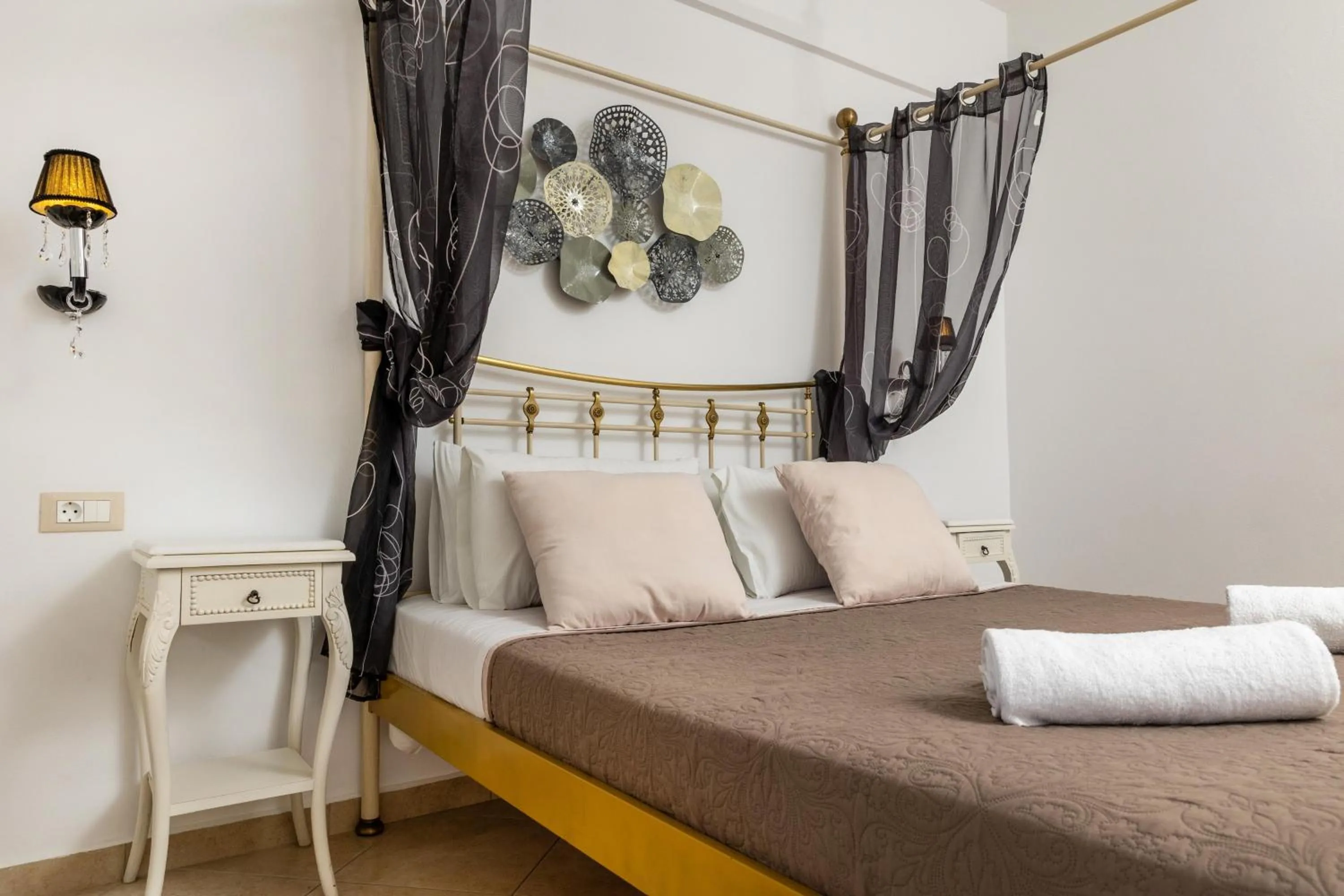 Bed in Kallisti Studios