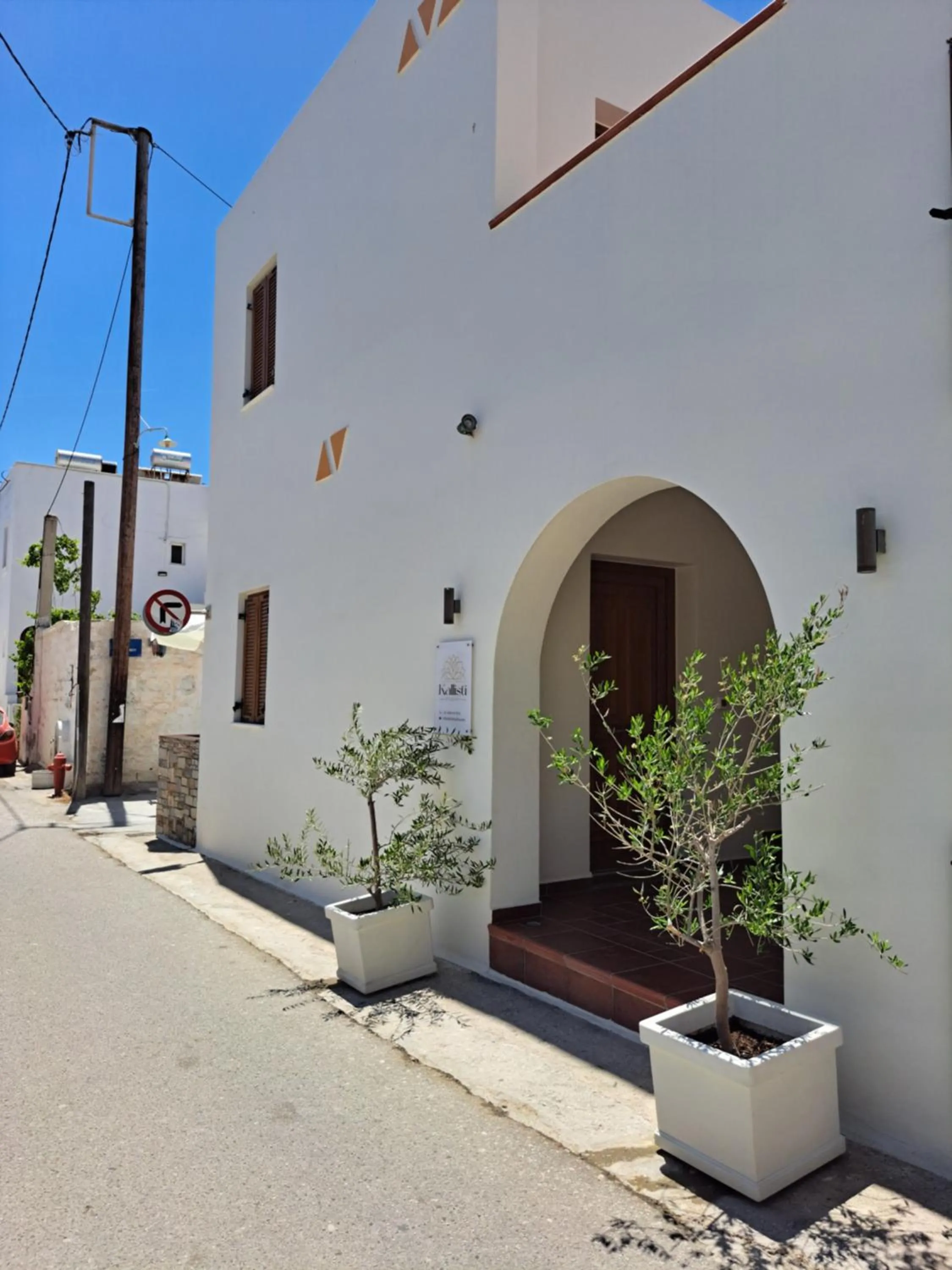 Property building in Kallisti Studios