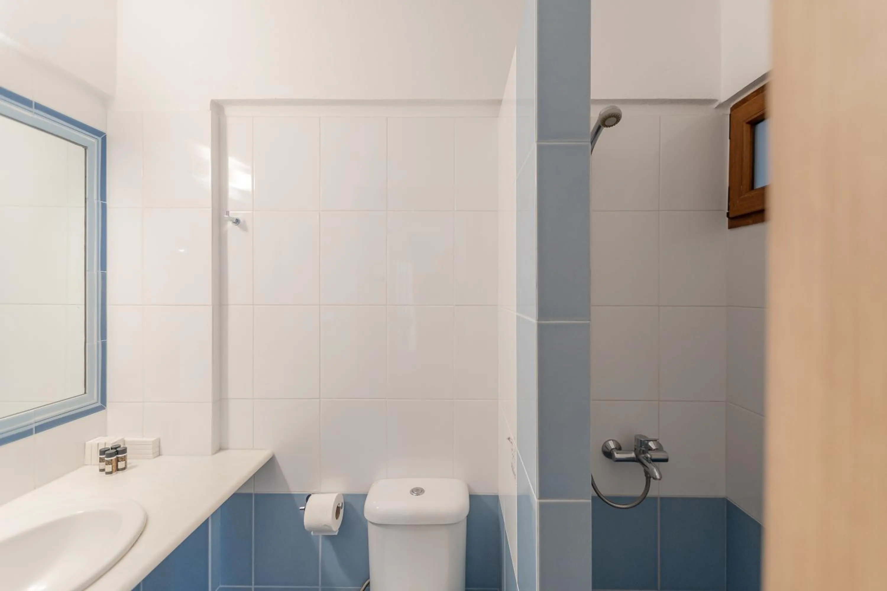 Shower in Kallisti Studios